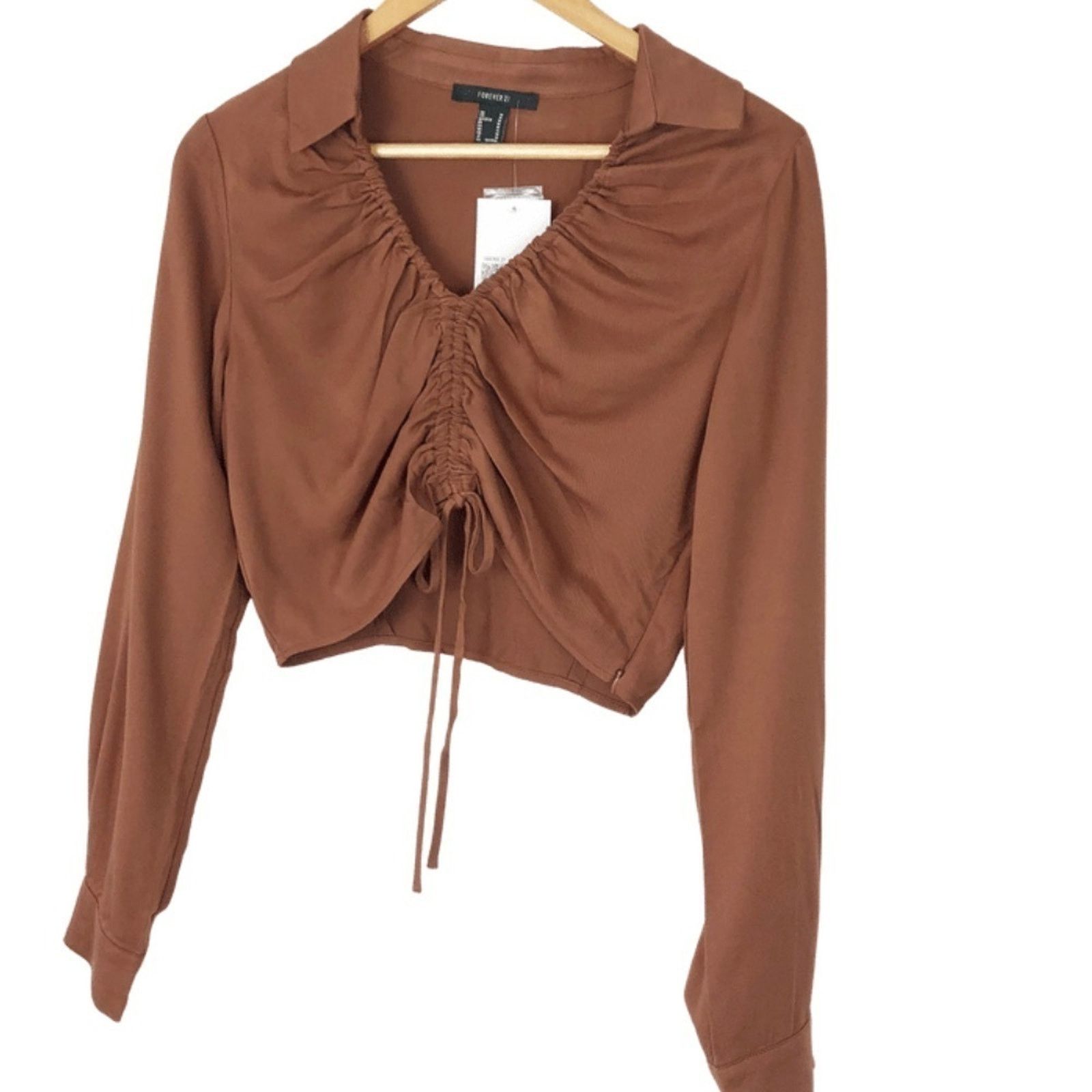 Forever 21 New with Tag Forever 21 Women’s Satin Crop Top Size M / US 6-8 / IT 42-44 - 5 Thumbnail