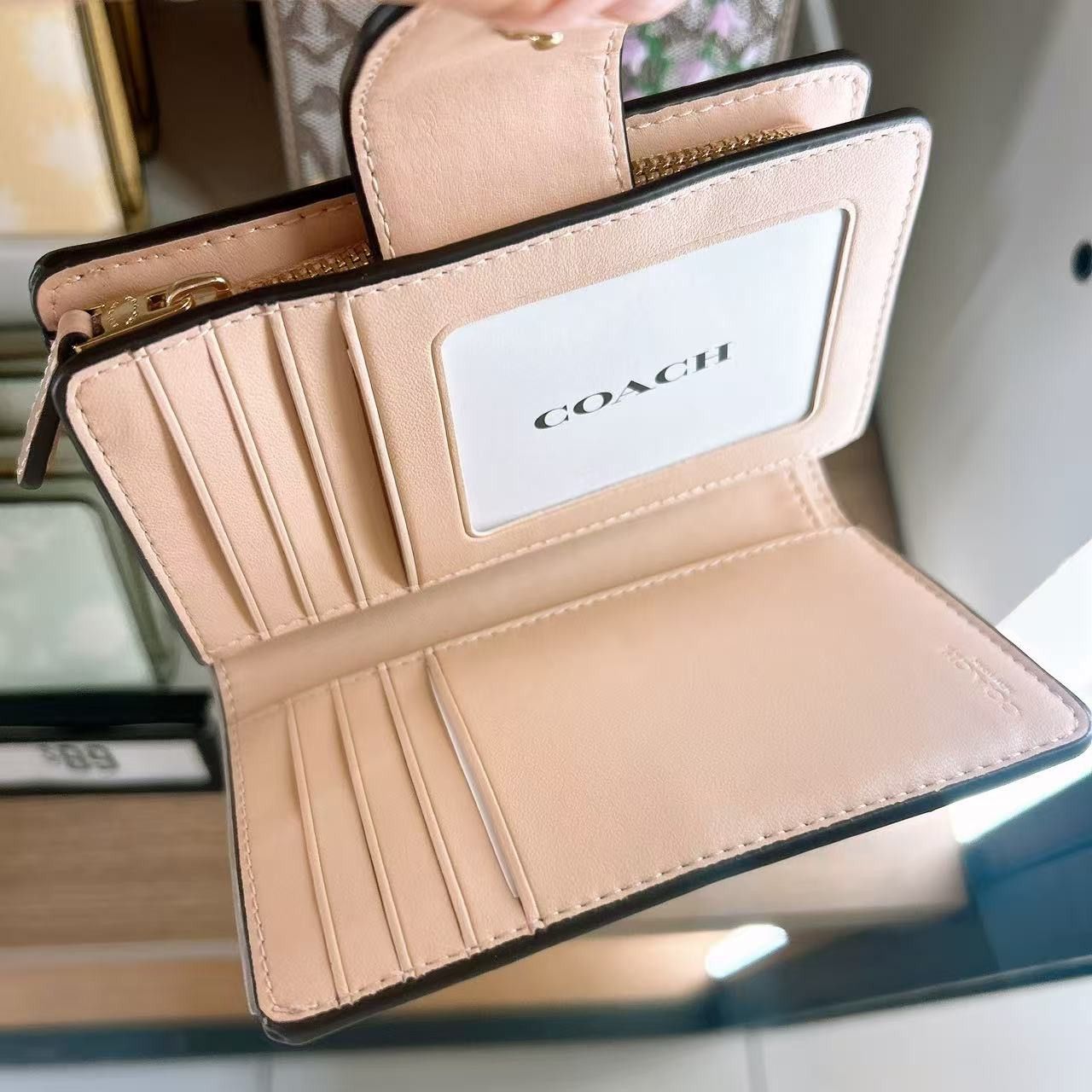 Coach Medium Corner Zip Wallet In Pretty Signature Canvas CEC31 Size ONE SIZE - 4 Thumbnail