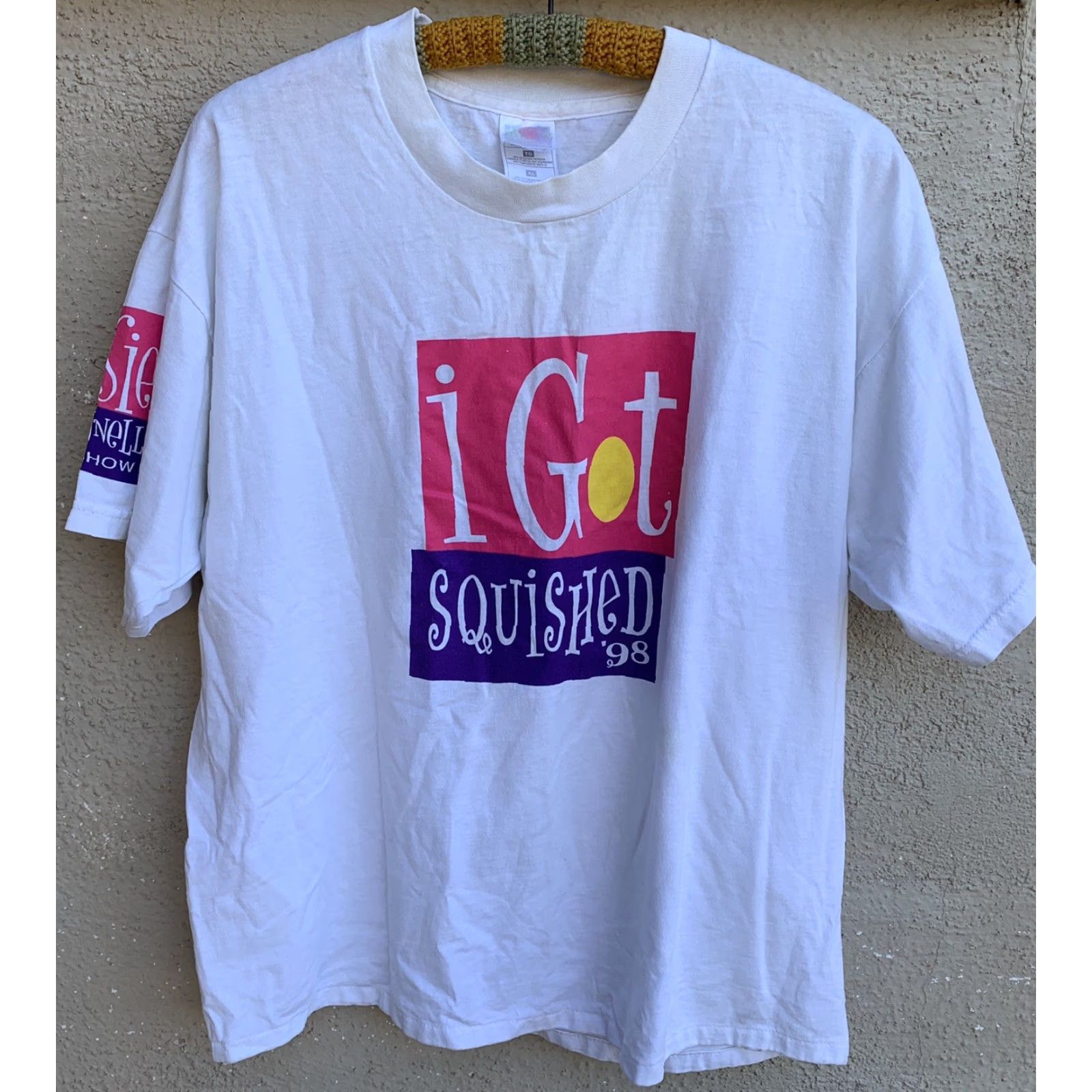 Vintage VINTAGE Best XL White I Got Squished The Rosie O’Donnell Show ’98 T-Shirt Concept Cure GM XL Unisex Graphic Tee 1990s Size US XL / EU 56 / 4 - 6 Thumbnail