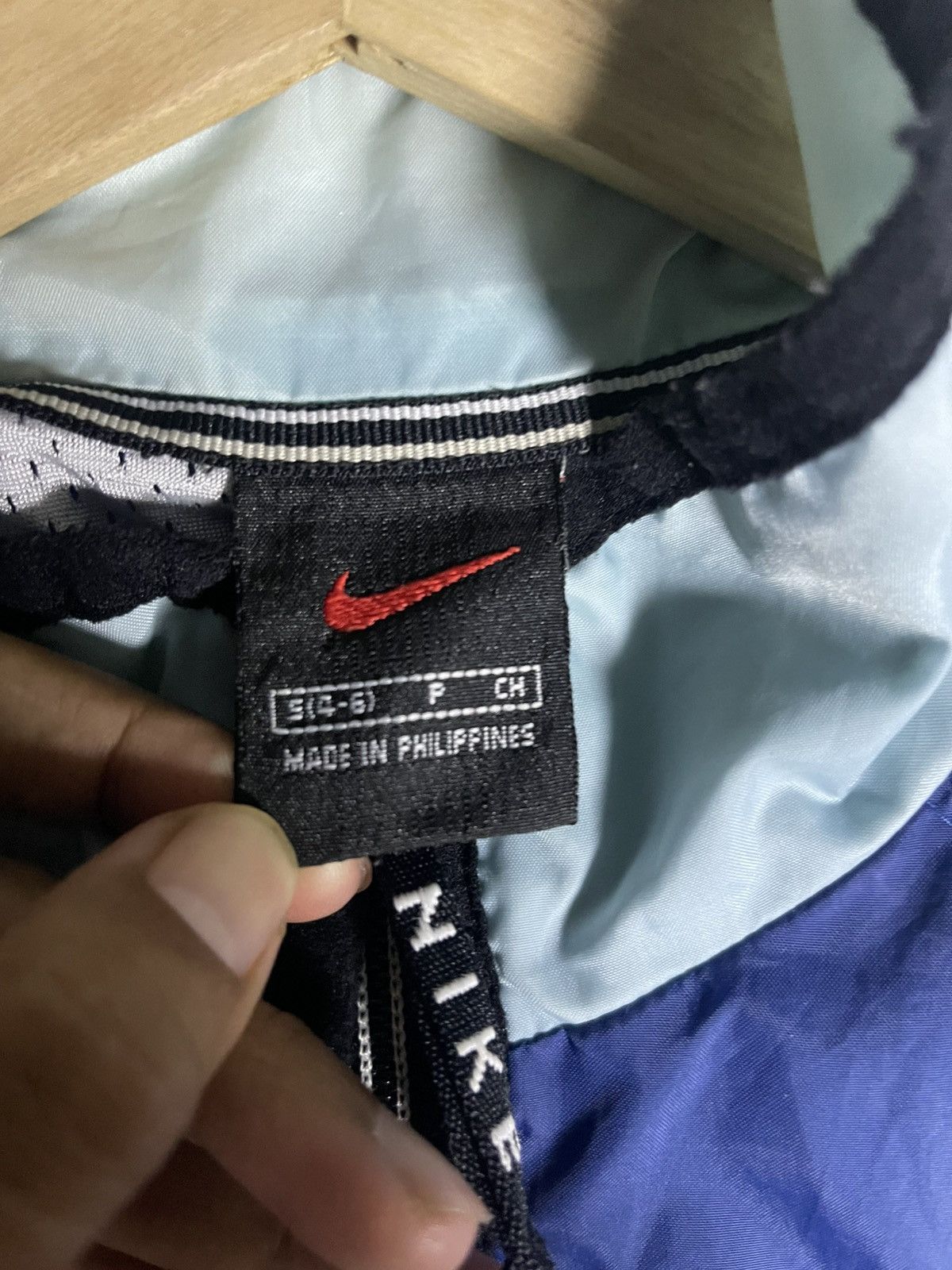 Nike Vintage NIKE Windbreaker . Size M Size US M / EU 48-50 / 2 - 15 Thumbnail