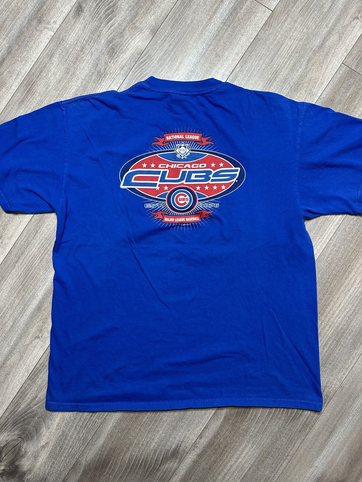 Vintage Vintage Y2K 2000s Chicago Cubs Tee Size XL Size US XL / EU 56 / 4 - 3 Thumbnail