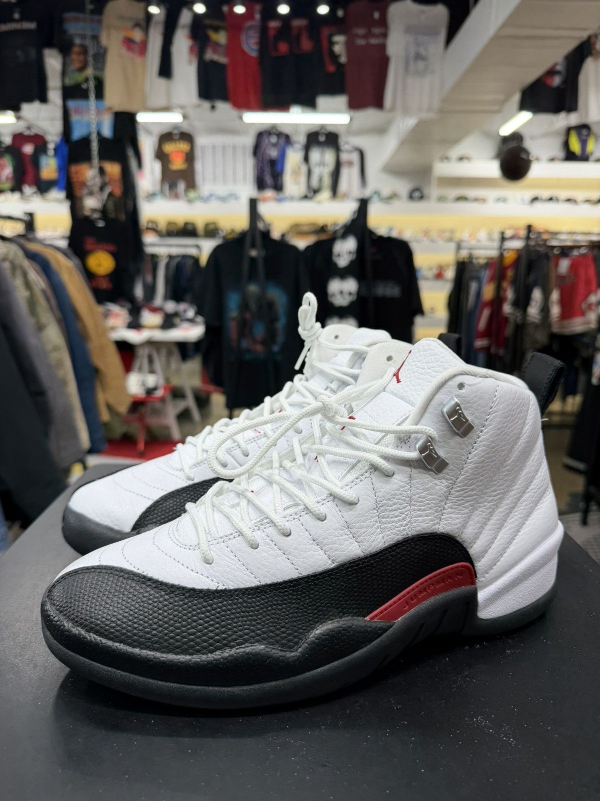 Jordan Brand Air Jordan 12 Taxi Flip Size 9 (2024) Size US 9 / EU 42 - 1 Thumbnail