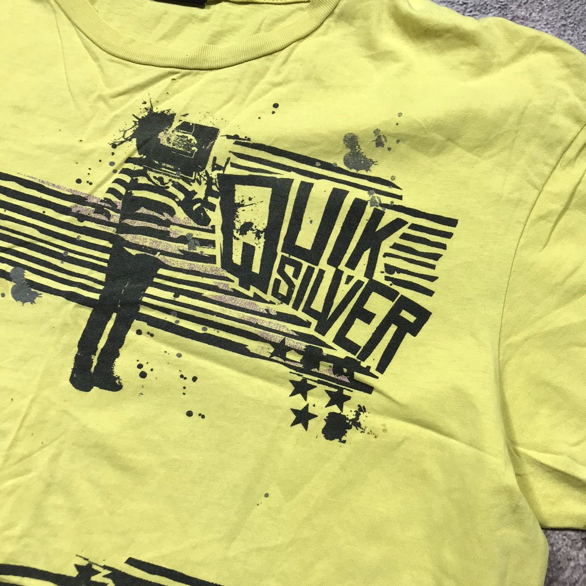 Vintage Vintage 90s Quiksilver Sun Faded Graphic Tee Skate Baggy XL Size US XL / EU 56 / 4 - 4 Thumbnail