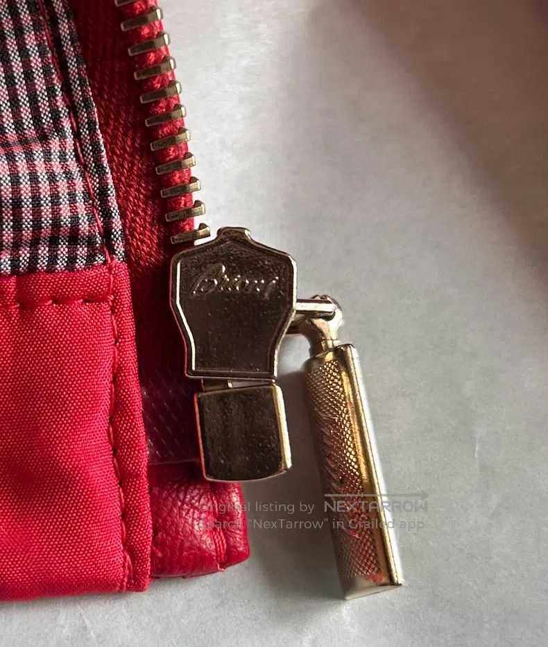 Brioni Brioni Red waterproof silk jacket Size US M / EU 48-50 / 2 - 6 Thumbnail