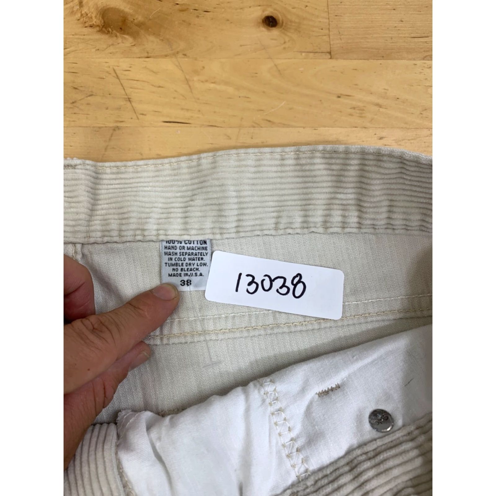Vintage VINTAGE Solo Corduroy Pants Men 38 Light Beige 90s USA Wide Leg 13038 Size US 38 / EU 54 - 2 Thumbnail