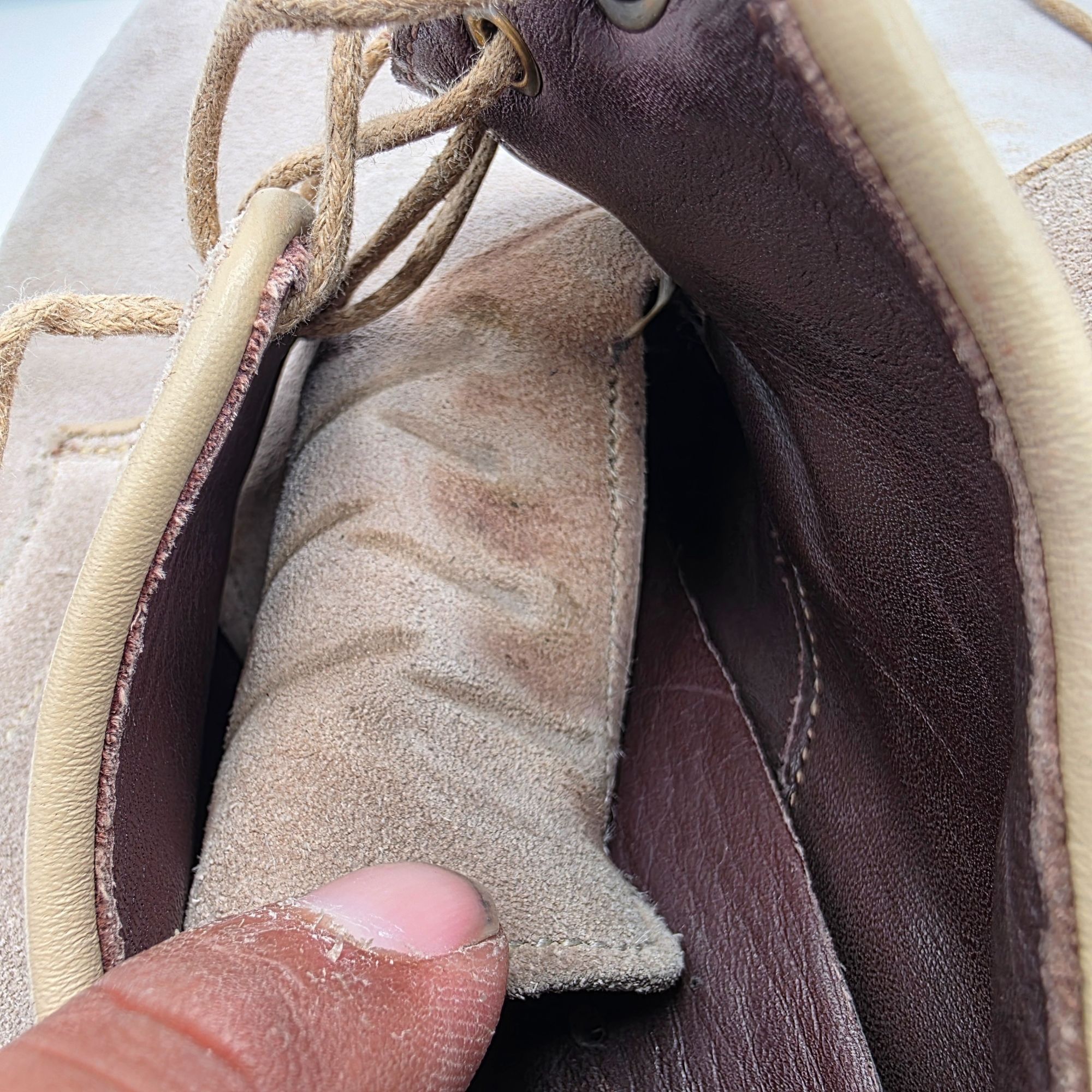 Allen Edmonds Allen Edmonds Mens Size 11 Beige Lace Up Suede Dress Shoes C Size US 11 / EU 44 - 8 Thumbnail