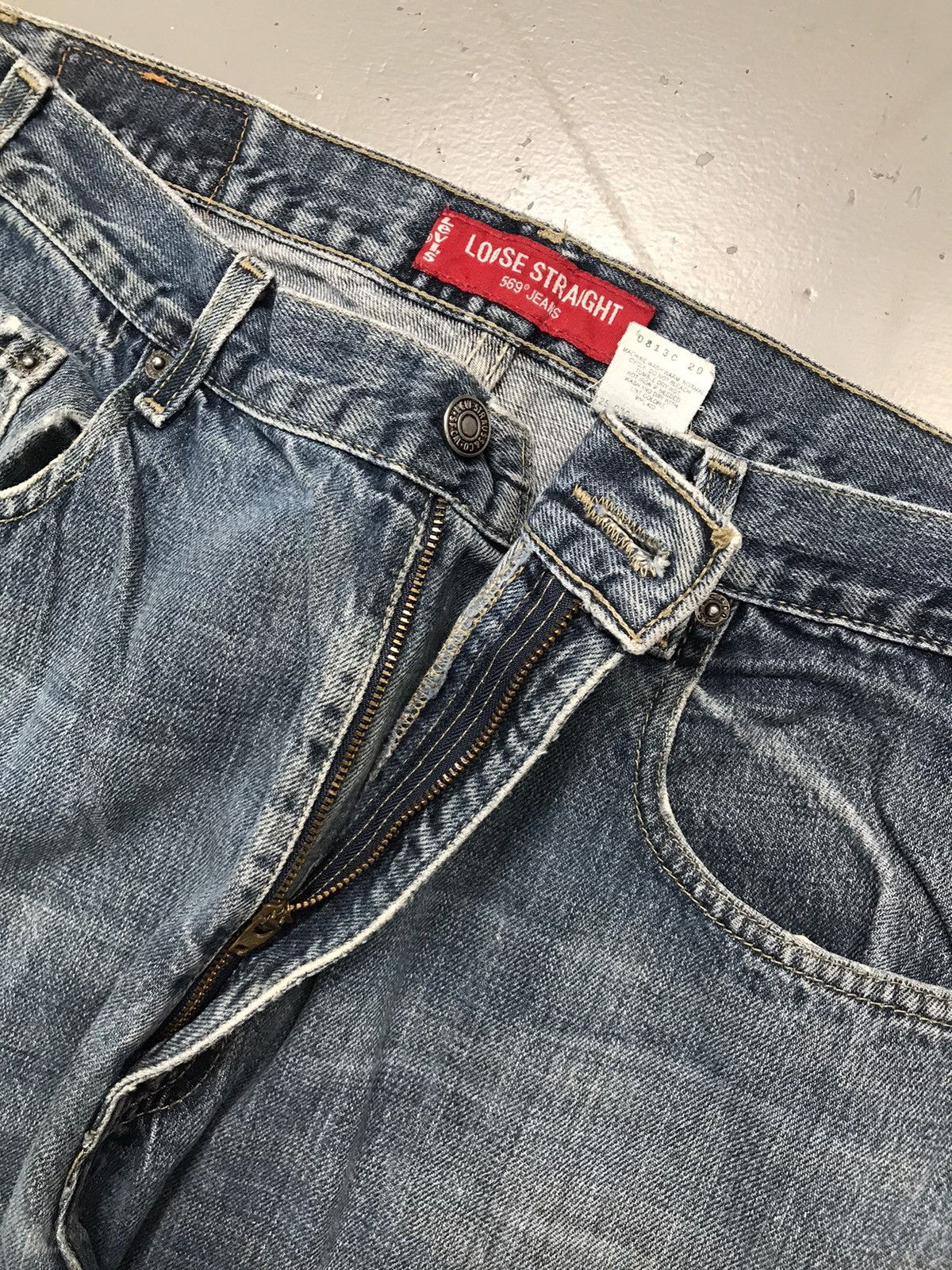 Levi's Vintage Levi’s 569 loose straight denim Size US 38 / EU 54 - 11 Thumbnail