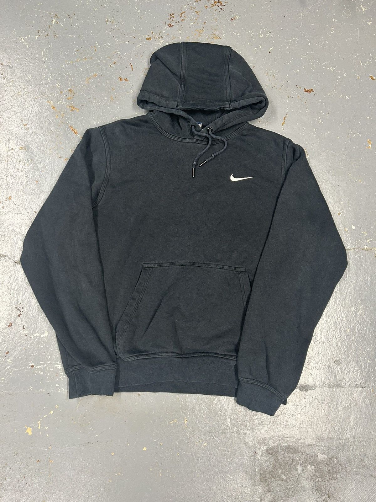 Nike × Vintage Crazy Vintage Y2K Essential Black Nike Small Swoosh Hoodie Size US M / EU 48-50 / 2 - 1 Thumbnail