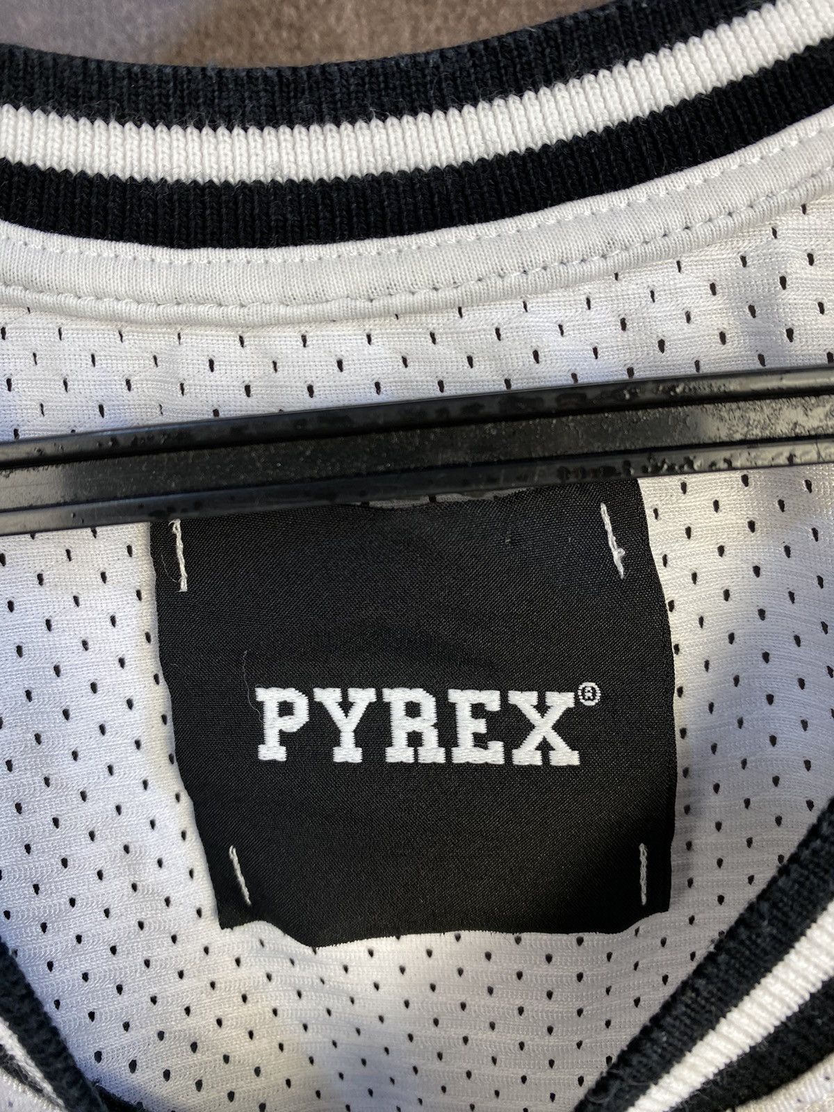 Pyrex Vision Pyrex Vision tank top tee Virgil Abloh logo Size S / US 4 / IT 40 - 6 Thumbnail