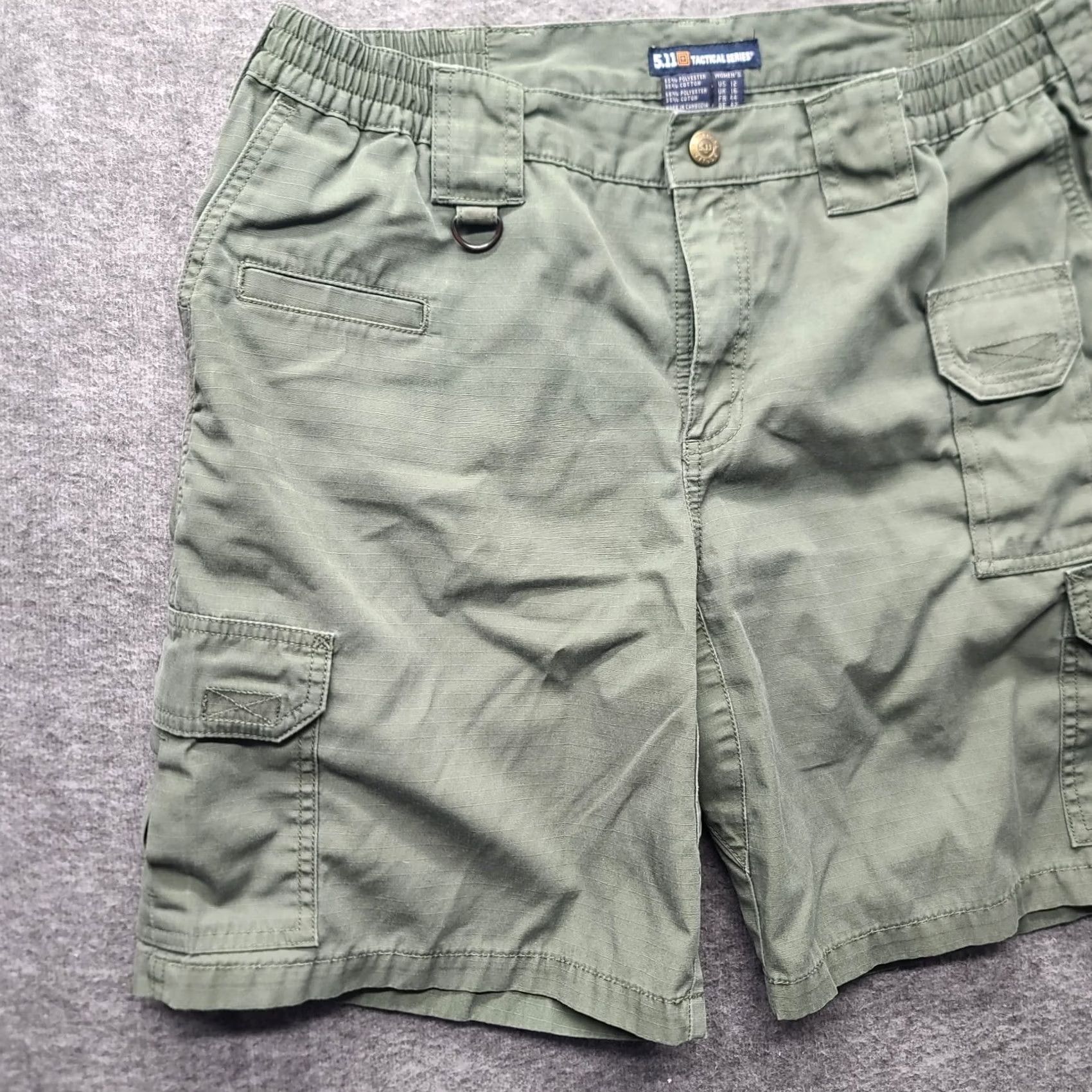 Vintage 5.11 Tactical Shorts Womens 12 Cargo Outdoors Hiking Canvas Cotton Polyester Green Mid Rise 8 in Pockets Zipper Regular Fit Day Outdoor Womens Size 34" / US 12 / IT 48 - 7 Thumbnail