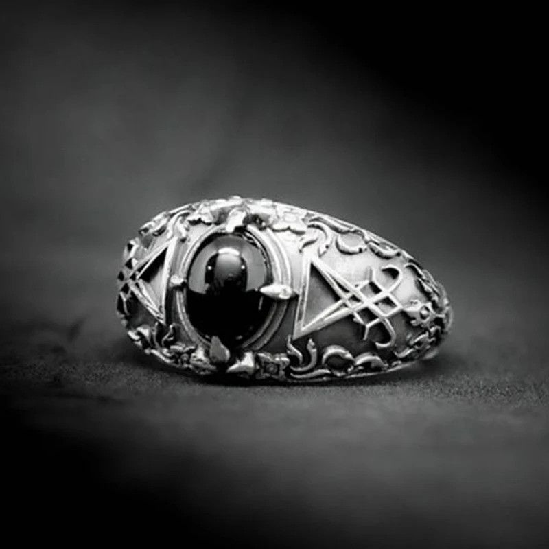 Vintage Vintage Lucifer Rock Ring Size ONE SIZE - 1 Thumbnail