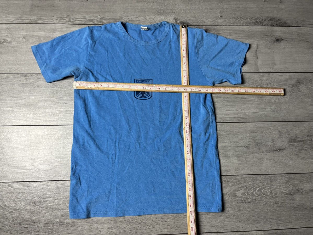 Vintage Vintage Germany Bundeswehr tshirt footbal retro size Large Size US L / EU 52-54 / 3 - 5 Thumbnail