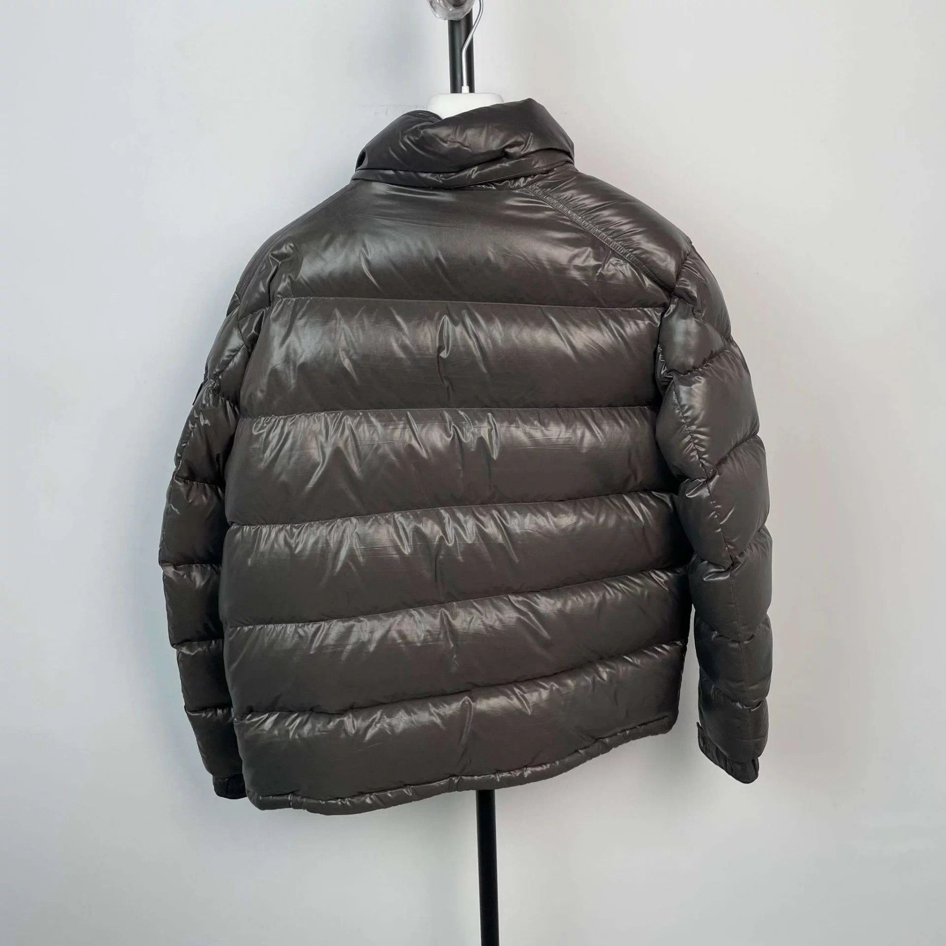 Moncler MONCLER men's short down jacket gray size 5 Size US XXL / EU 58 / 5 - 2 Thumbnail