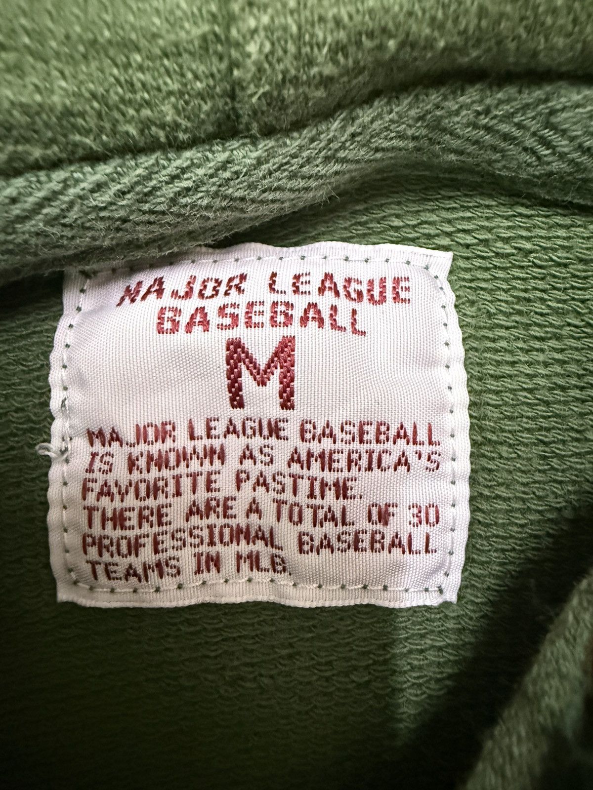 MLB Vintage Y2k MLB X Uniqlo Oakland Atheltic Pullover Sweater Size US S / EU 44-46 / 1 - 7 Thumbnail