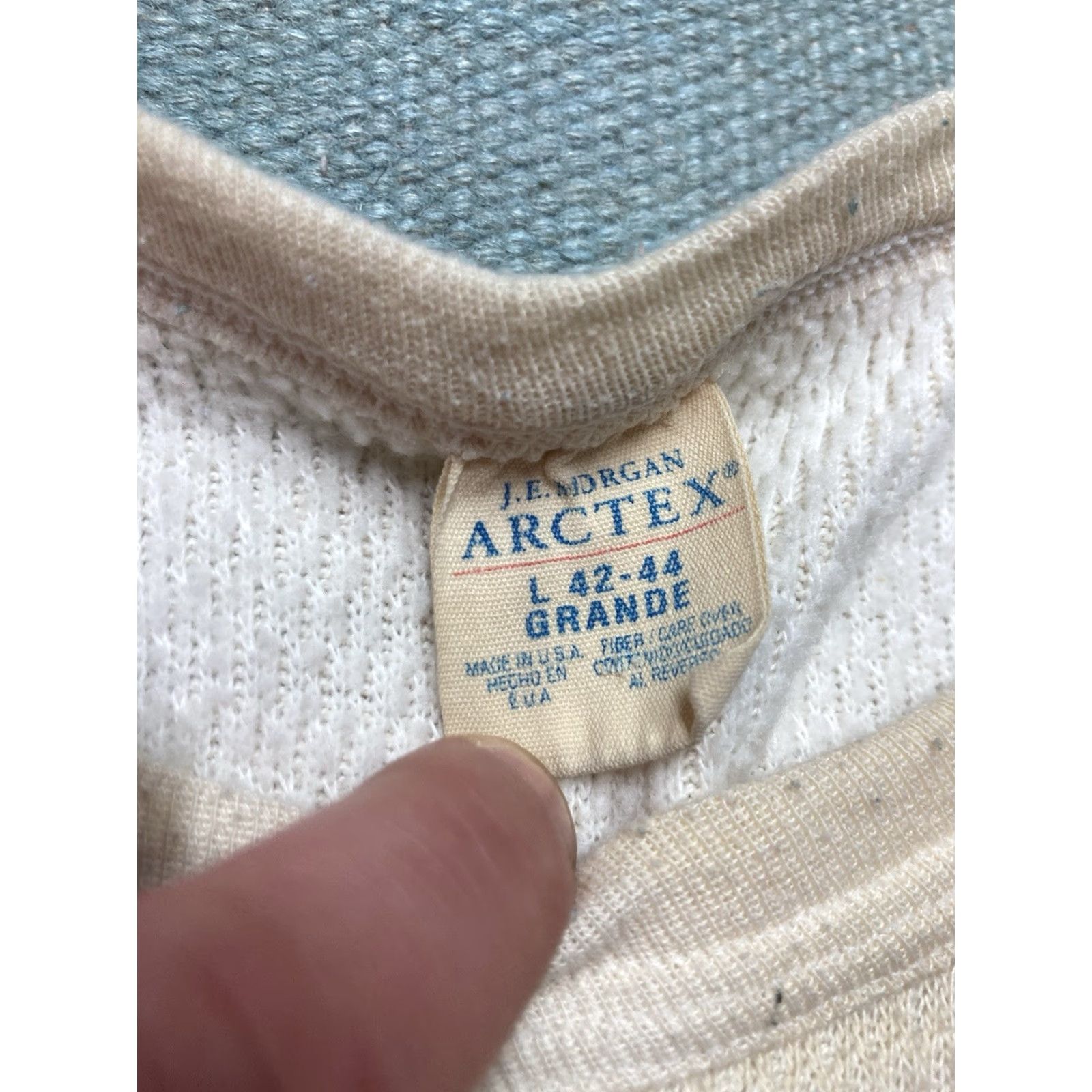 Vintage VINTAGE waffle knit thermal shirt long sleeve JE Morgan stained grunge large Size US L / EU 52-54 / 3 - 6 Thumbnail