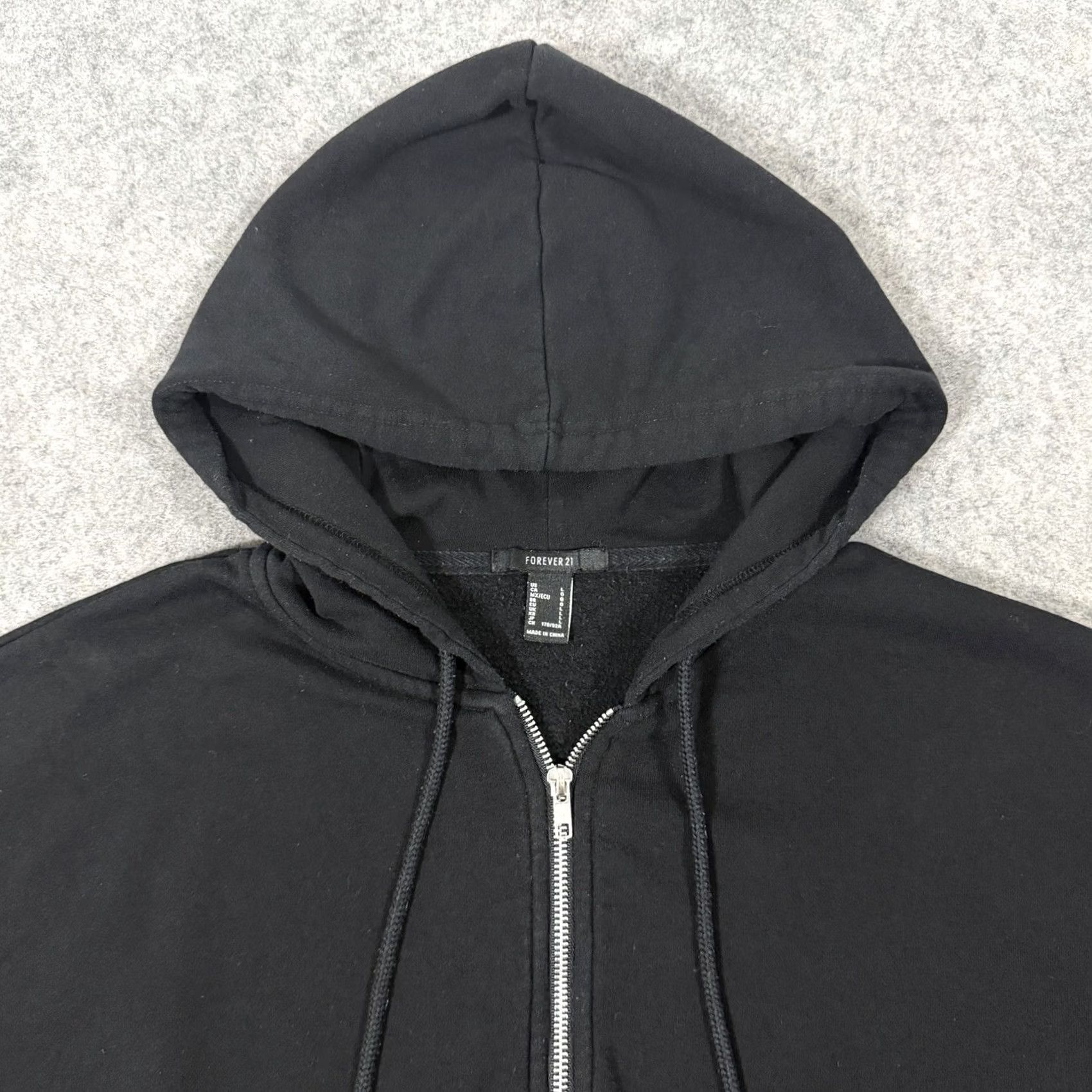 Forever 21 FOREVER 21 Hooded Full Zip Cropped Long Sleeve Jacket Women's L Black Size L / US 10 / IT 46 - 2 Thumbnail