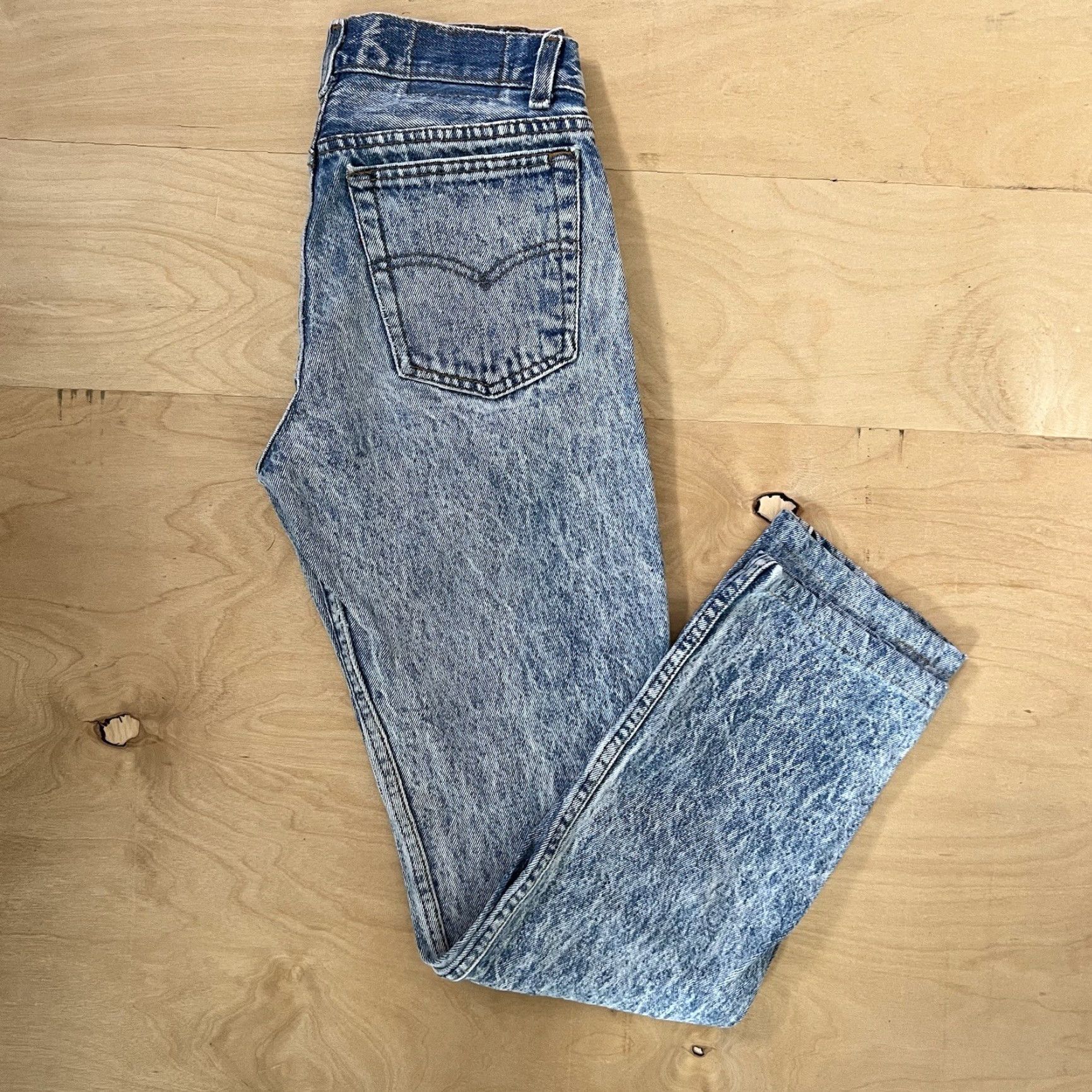 Levi's VINTAGE Levi's 501 Jeans Mens Size US 27 - 2 Thumbnail