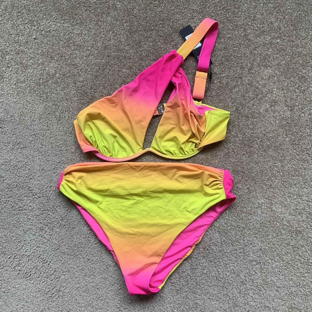 Fashion Nova Fashion Nova Swimsuit Never Worn Size ONE SIZE - 3 Thumbnail