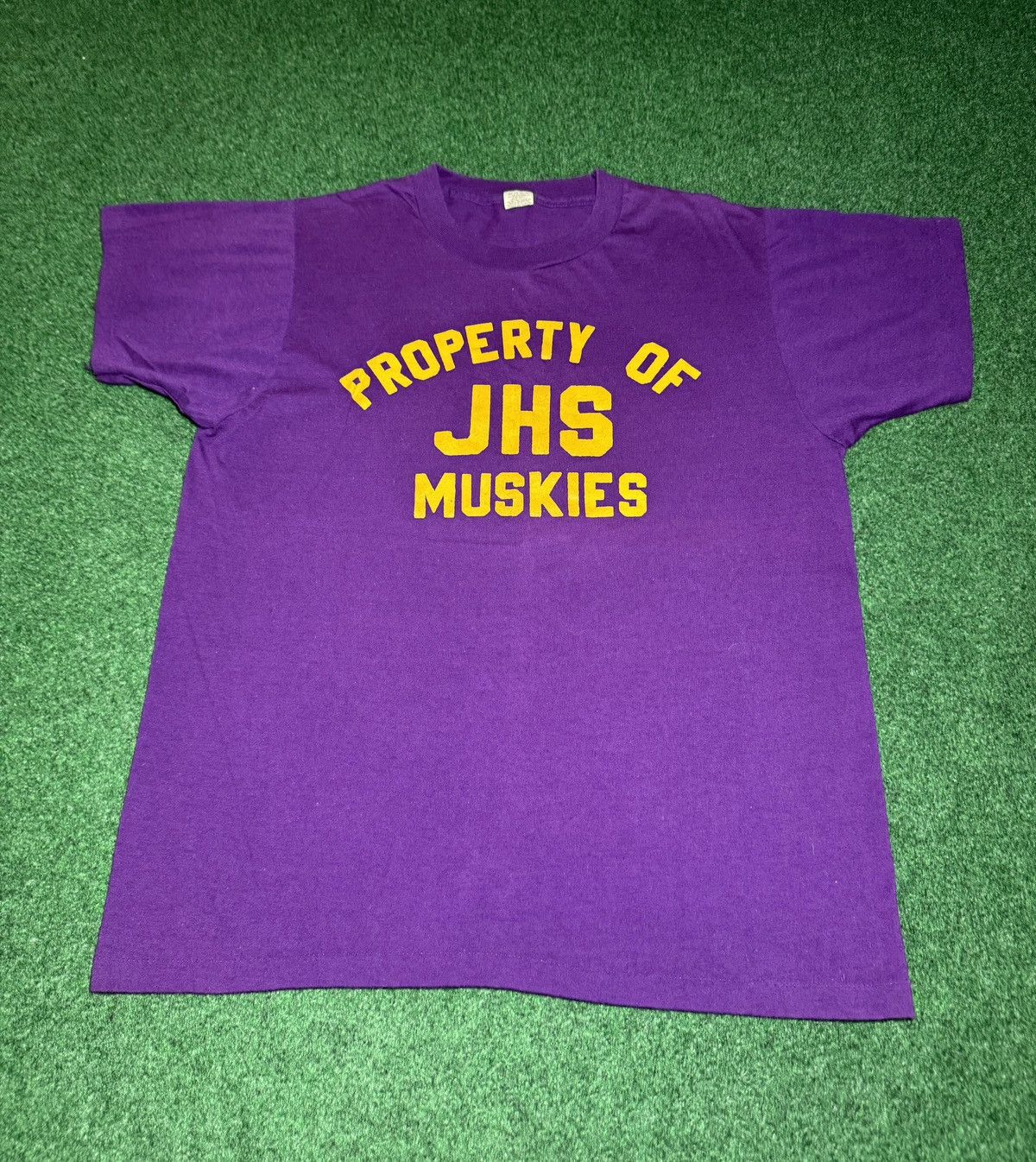 Vintage JHS Muskies Jamestown High School 80s Vintage 20x26 T Shirt Size US M / EU 48-50 / 2 - 1 Thumbnail