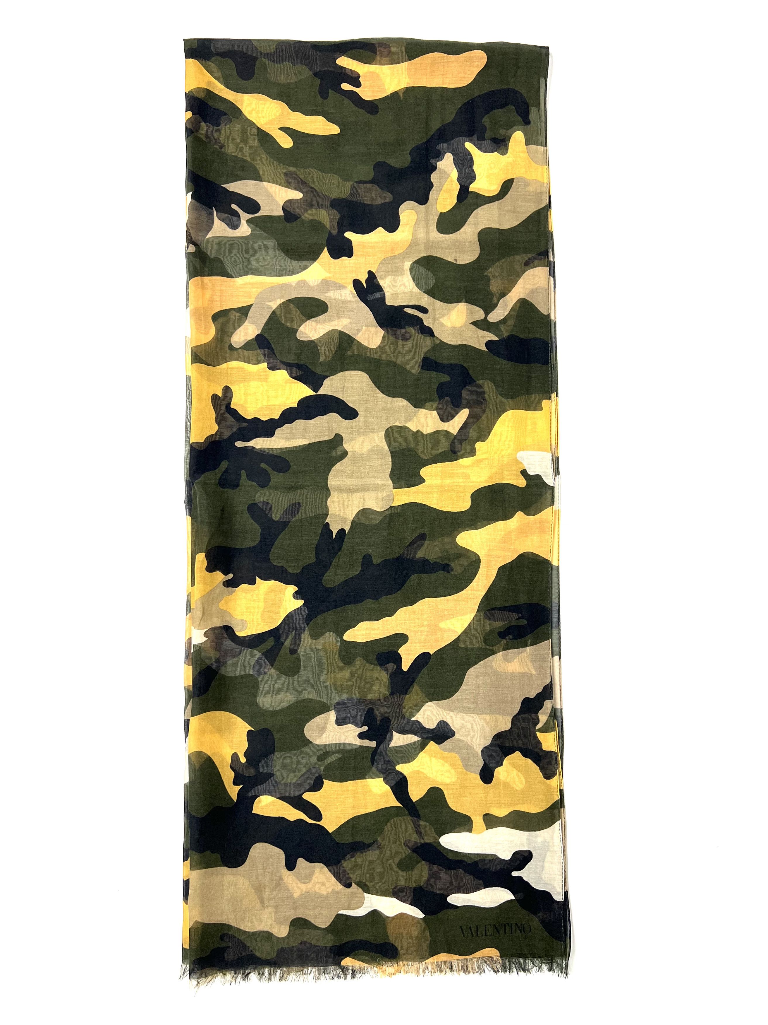 Valentino NEW, VALENTINO CAMOUFLAGE UNISEX SCARF, MADE IN ITALY Size ONE SIZE - 3 Thumbnail