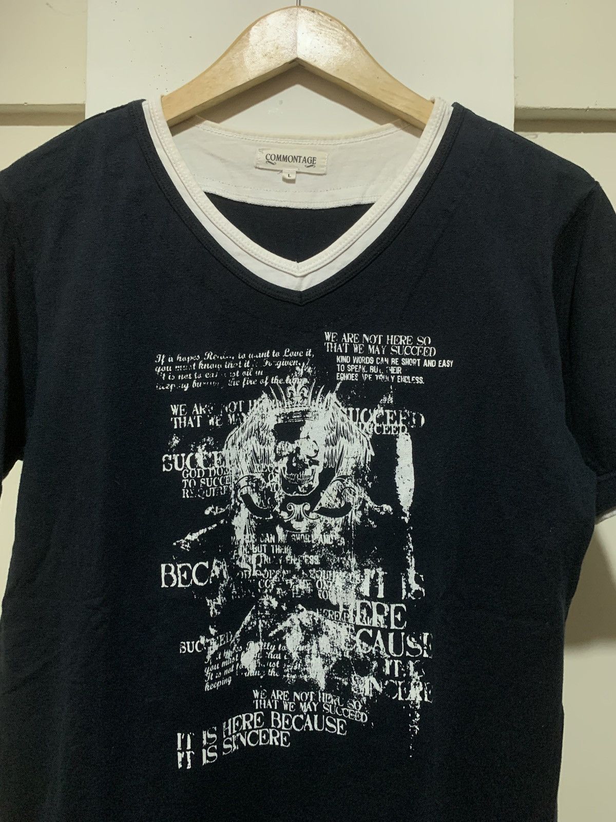 Le Grande Bleu (L.G.B.) Japanese Commontage Poem Double Layer Tee Shirt Size US L / EU 52-54 / 3 - 7 Thumbnail