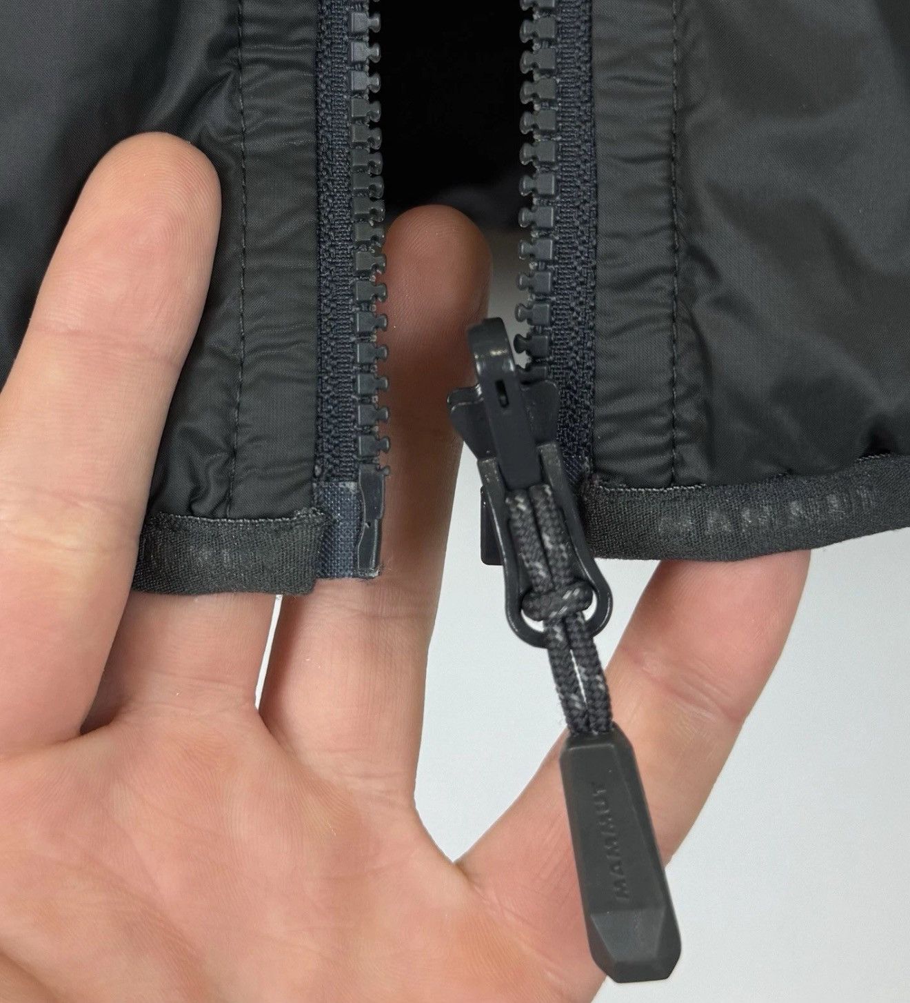 Mammut Mammut Padded Liner Full Zip Jacket Size XL Gray Insulated Size US XL / EU 56 / 4 - 7 Thumbnail