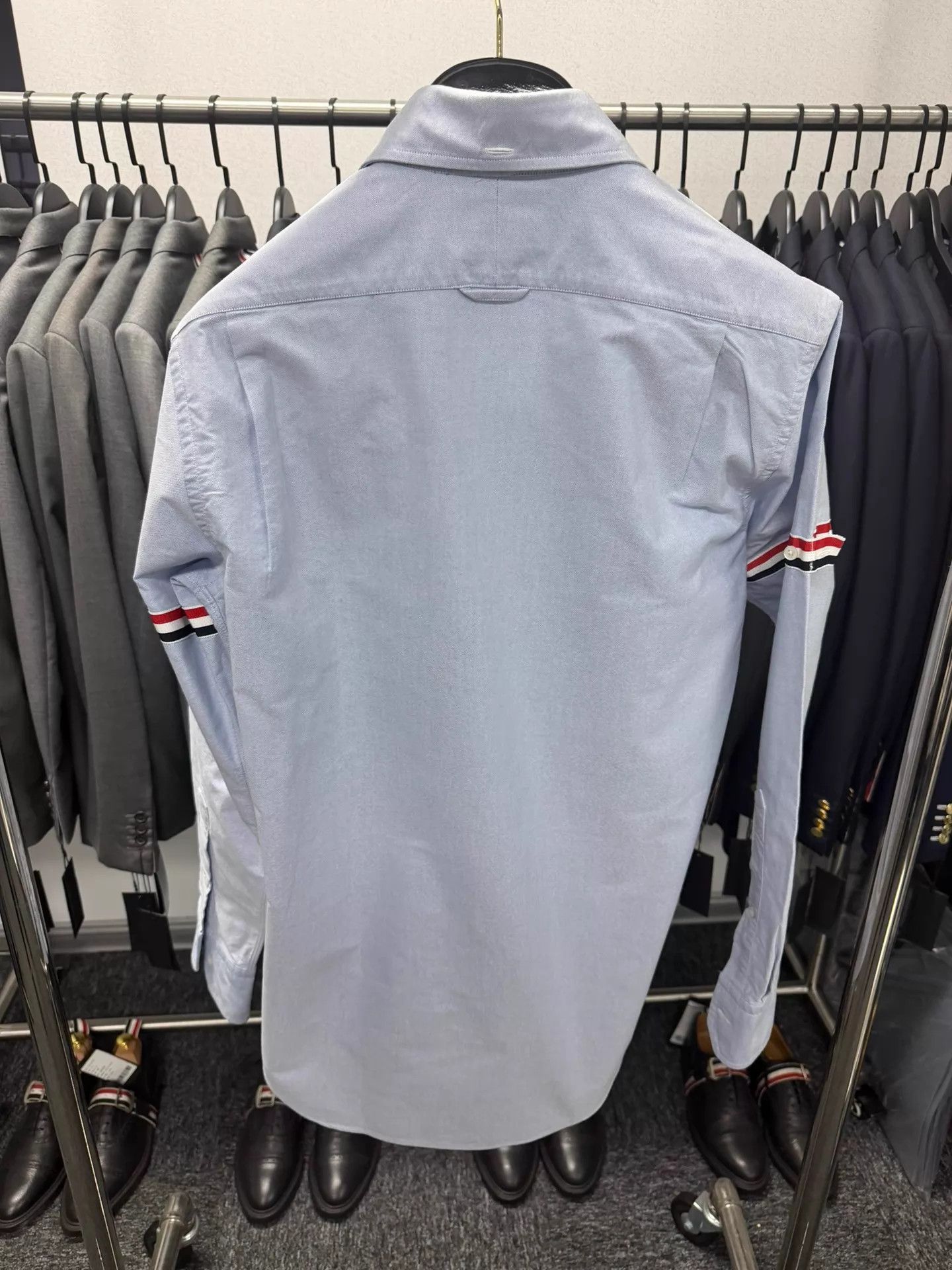 Thom Browne Thom Browne Double Sleeve Badge Oxford Blue Shirt Size 2 Size US M / EU 48-50 / 2 - 2 Thumbnail