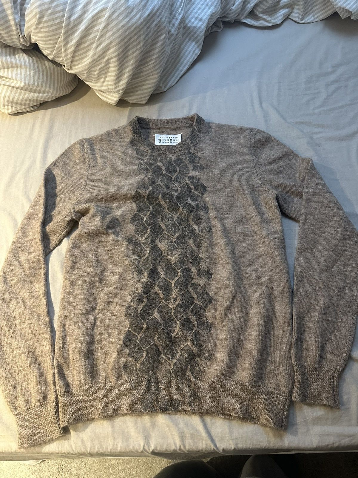 Maison Margiela 08AW ニット　最終値下げです！ Maison Margiela MARGIELA AW08 TIRE TRACK KNIT | Grailed