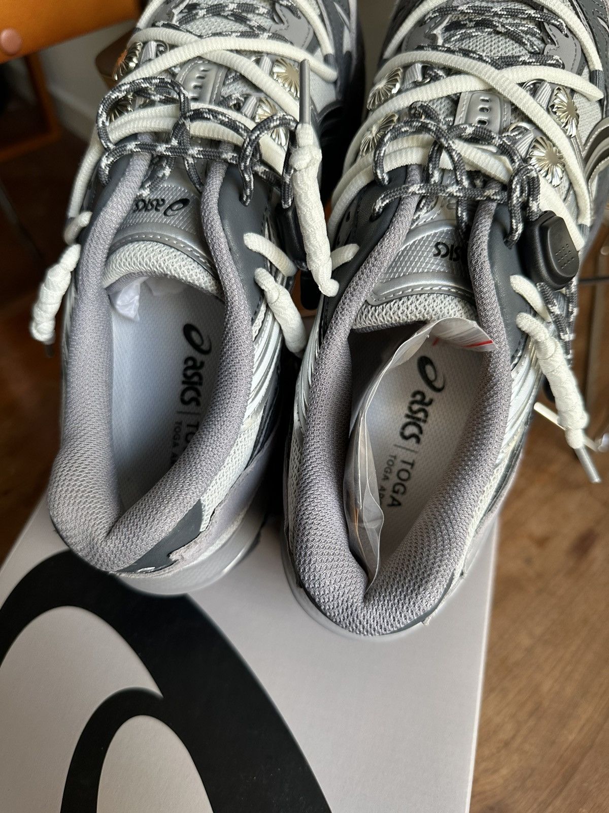 Asics ASICS x Toga Virilis Archive Cumulus 16 Size US 11 / EU 44 - 5 Thumbnail