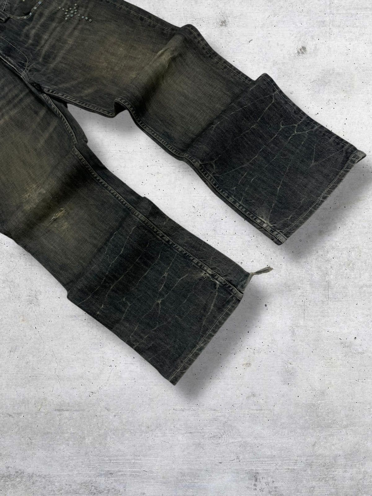 Japanese Brand VINTAGE DISTRESSED MUDWASH STUDDED JAPAN FLASH REPORT DENIM Size US 32 / EU 48 - 2 Thumbnail