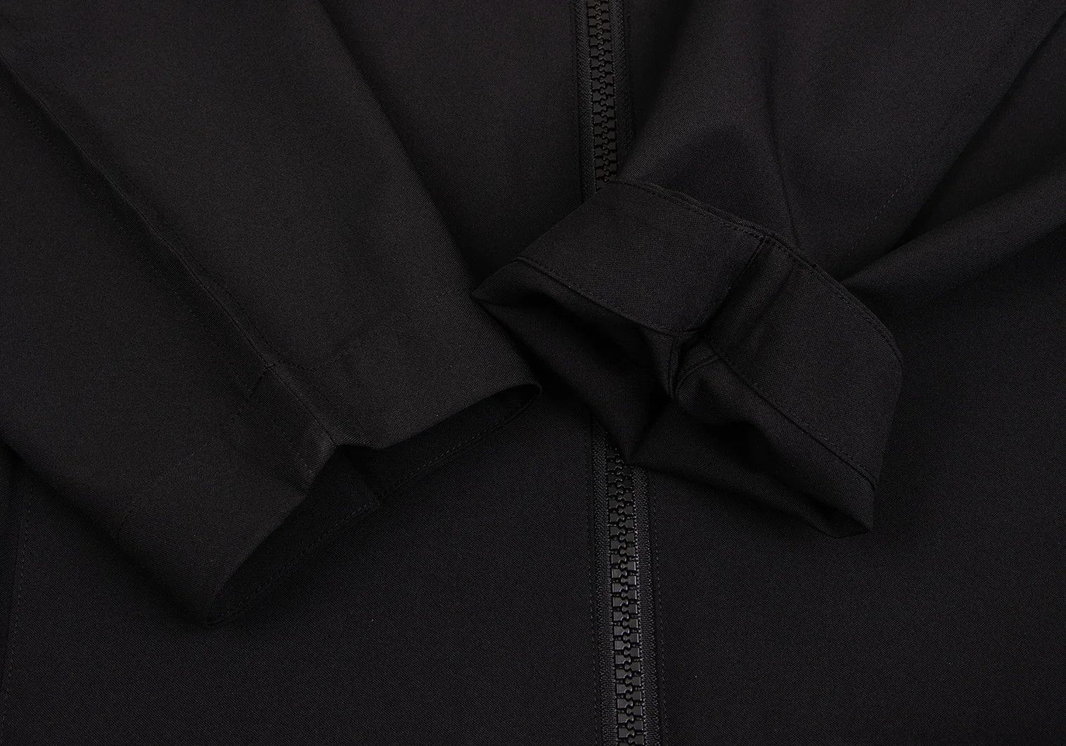 Issey Miyake Hooded Compact Blouson in Black Size 3 Size US L / EU 52-54 / 3 - 8 Thumbnail