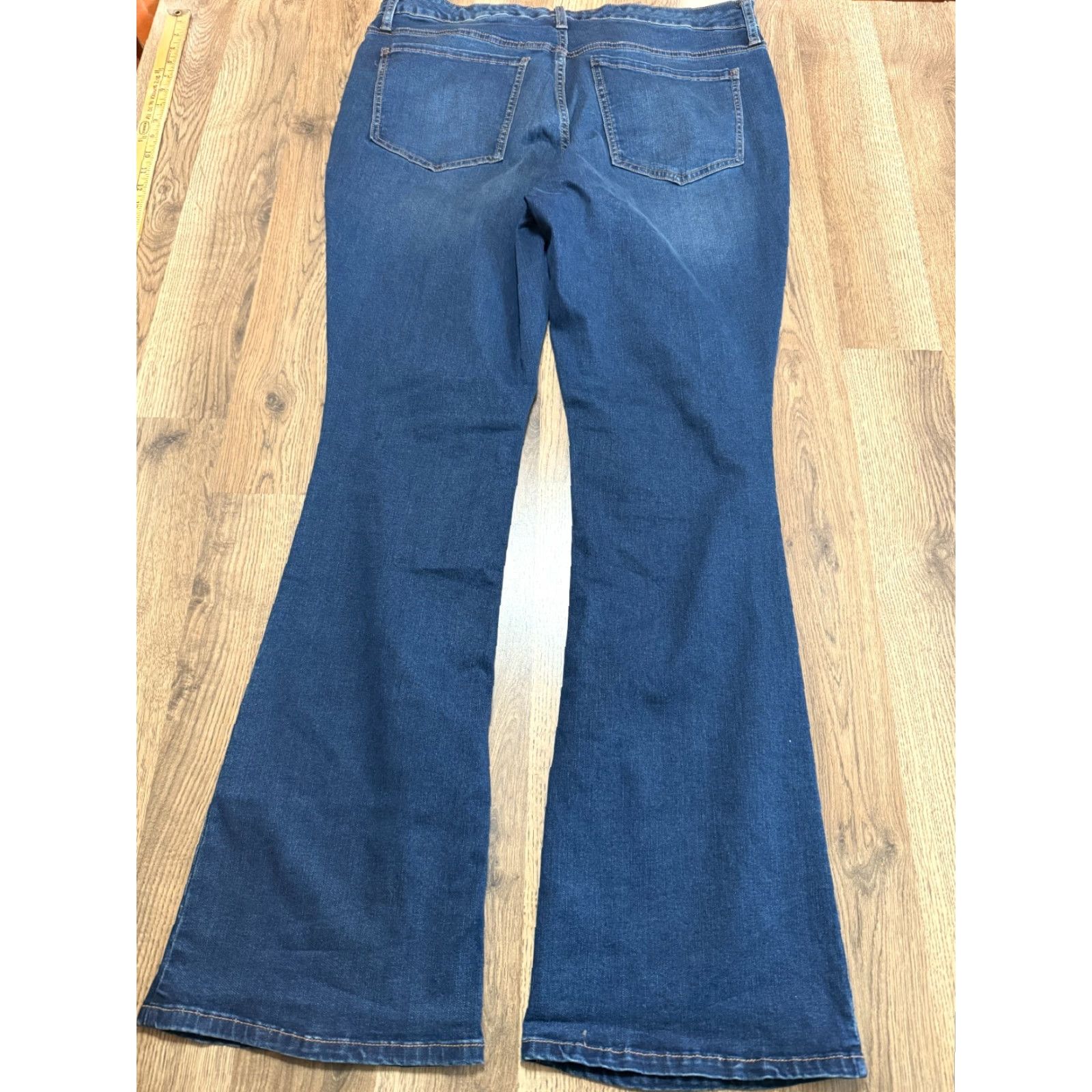 Vintage Terra & Sky Jeans Women 16W Blue Denim Bootcut 45" Inseam 32" Regular Rise High 10.5+ 5-Pocket Zip Size 38" / US 16 / IT 52 - 2 Thumbnail
