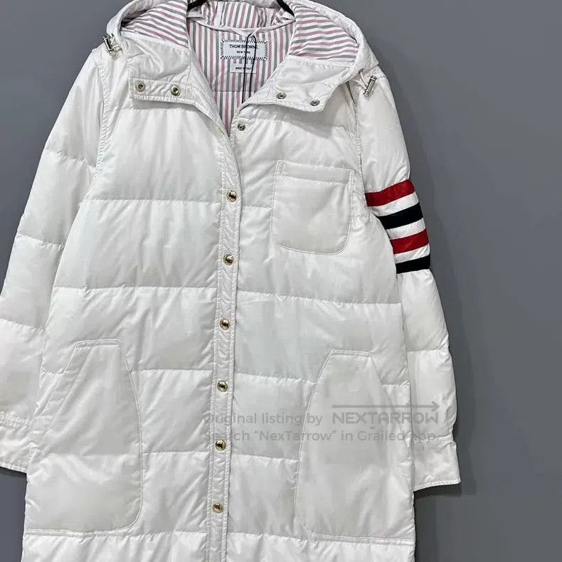 Thom Browne Thom Browne White Classic Four Stripe Long Down Coat Size XS / US 0-2 / IT 36-38 - 1 Thumbnail
