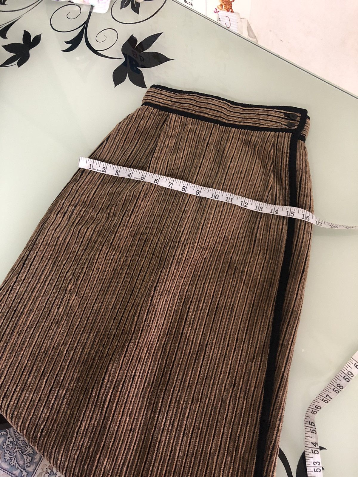 Yves Saint Laurent Rare❗️Vintage 90s Yves Saint Laurent Paris Corduroy Skirt Size 24" / US 00 / IT 34 - 20 Thumbnail