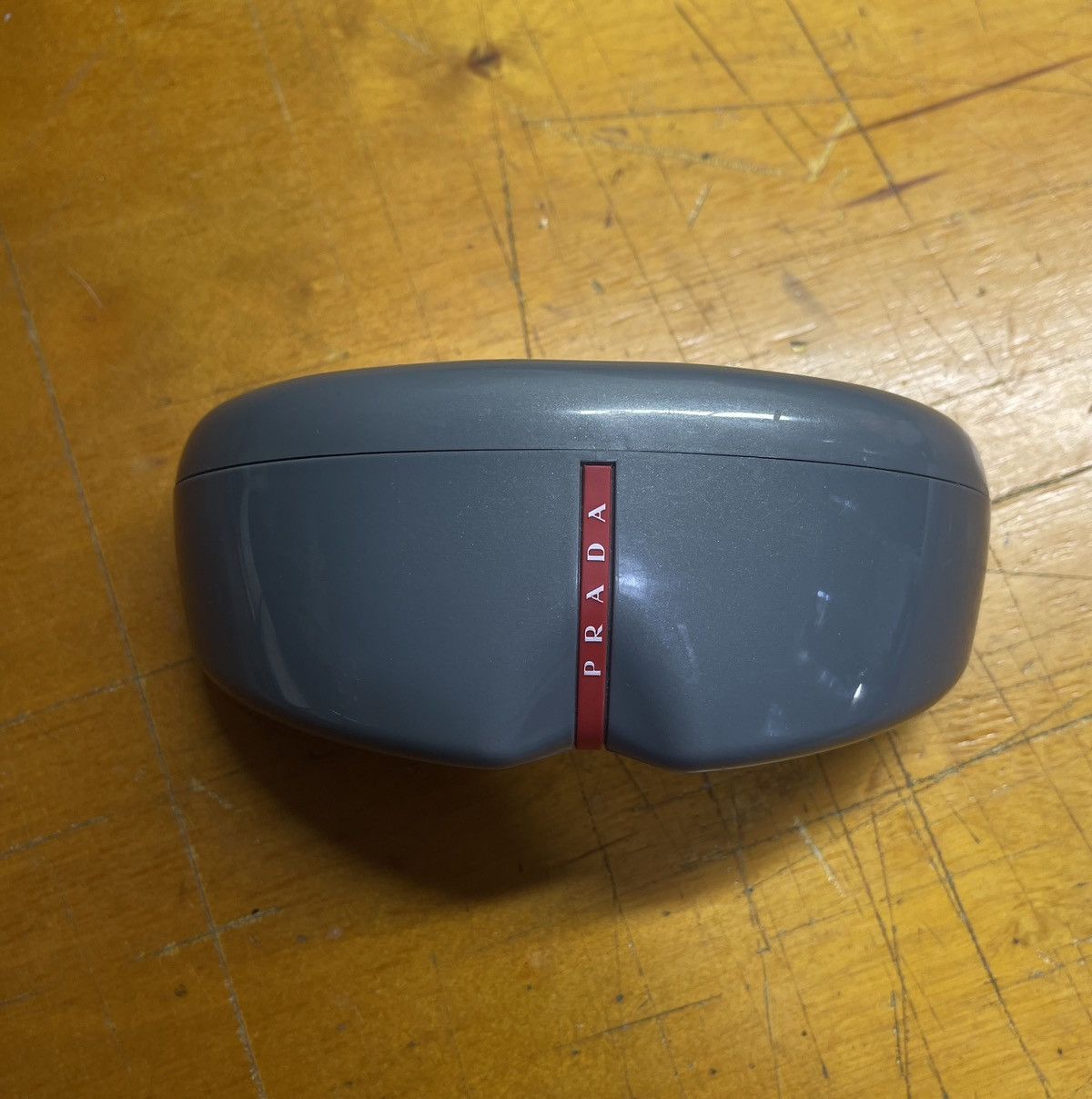 Prada Prada Sunglasses Case gray with Red Logo - italy Size ONE SIZE - 1 Thumbnail