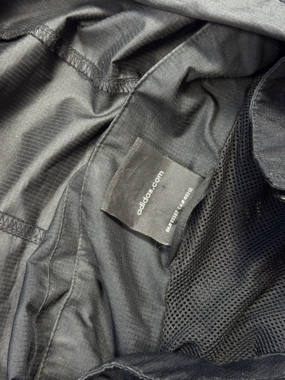 Adidas Vintage Adidas x Liverpool FC 2007/08 Rain Jacket Size US XL / EU 56 / 4 - 4 Thumbnail