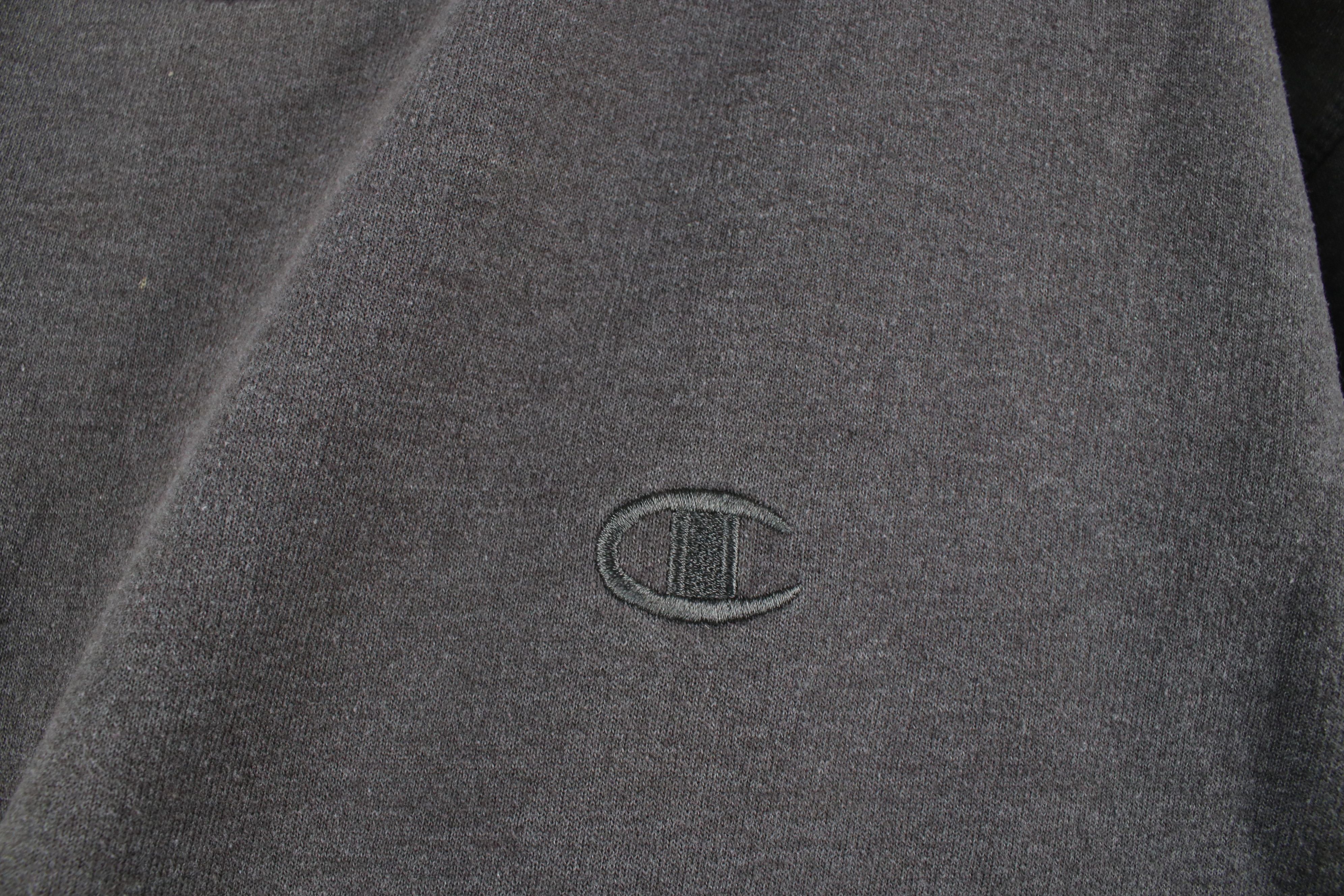 Champion × Vintage Vintage Champion Monochrome Crewneck Sweatshirt Gray Size US M / EU 48-50 / 2 - 5 Thumbnail