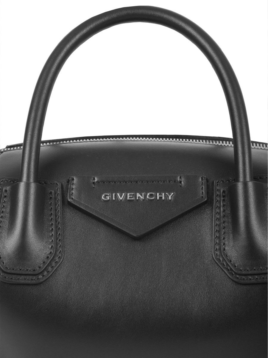 Givenchy o1loc1c0824 Size: OS / Shoulder Bag in Black Size ONE SIZE - 4 Thumbnail