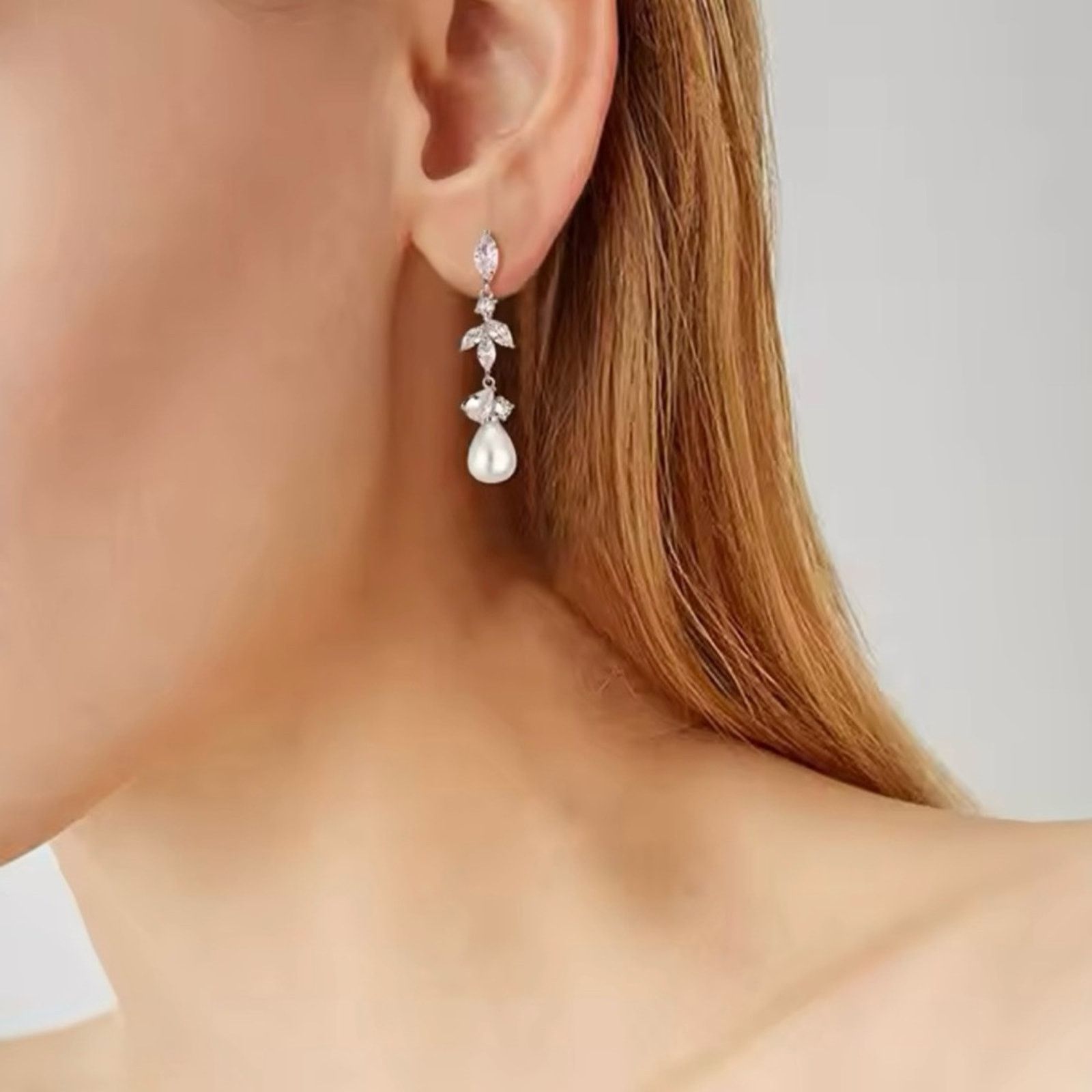 Other Cubic Zirconia Water Droplets Pearl Dangle Earrings Bride Size ONE SIZE - 1 Thumbnail