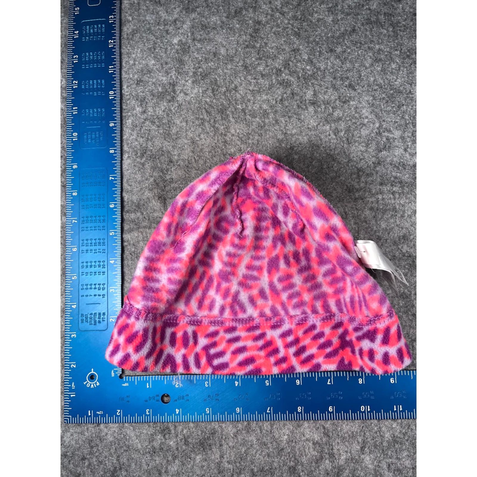 Old Navy Old Navy Beanie Hat Unisex Adults One Size Purple Geometric Knit Polyester Fleece Size US M / EU 48-50 / 2 - 4 Thumbnail