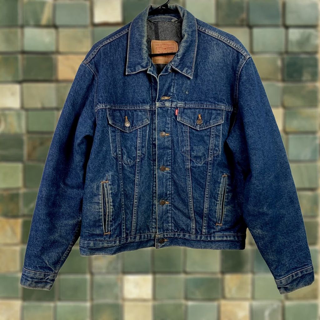 Levi's VINTAGE Levi's 715 Button Stamp Blanket Lined 71506-0316 Trucker Jacket 42 Blue Denim Rockabilly 1990s Mens/Adults Size US XS / EU 42 / 0 - 1 Thumbnail