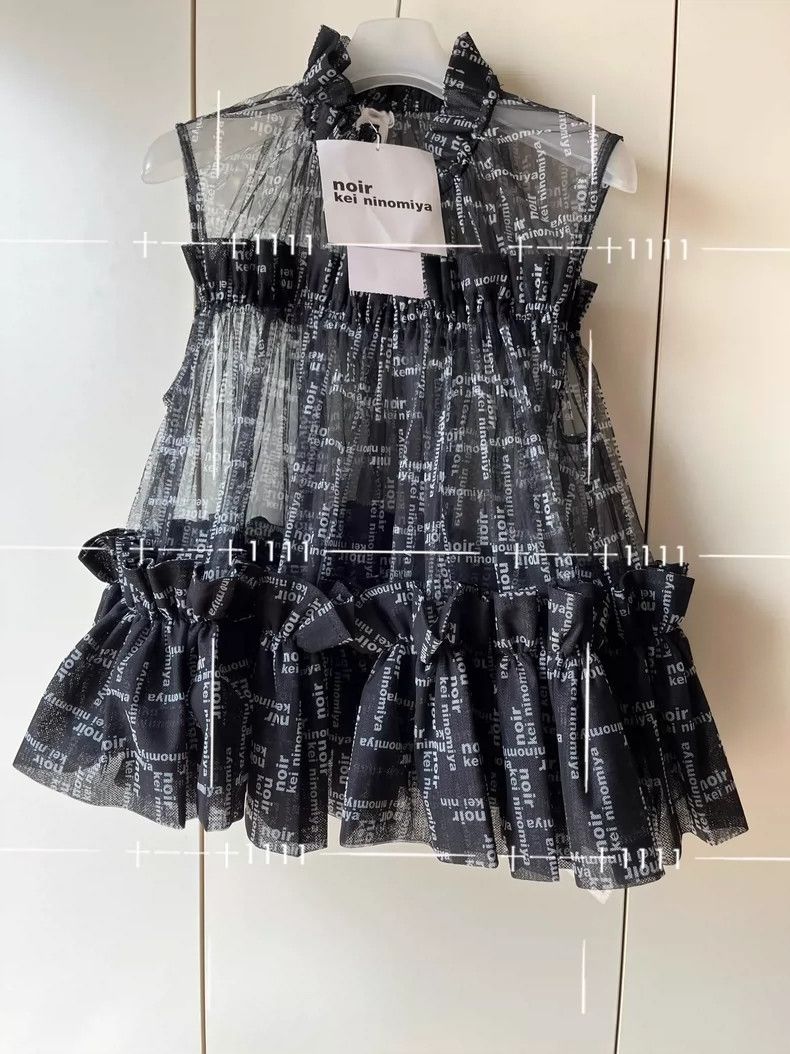 Comme des Garcons Comme Des Garcons Pleated Vest Embellished Strap Vest Size S / US 4 / IT 40 - 6 Thumbnail