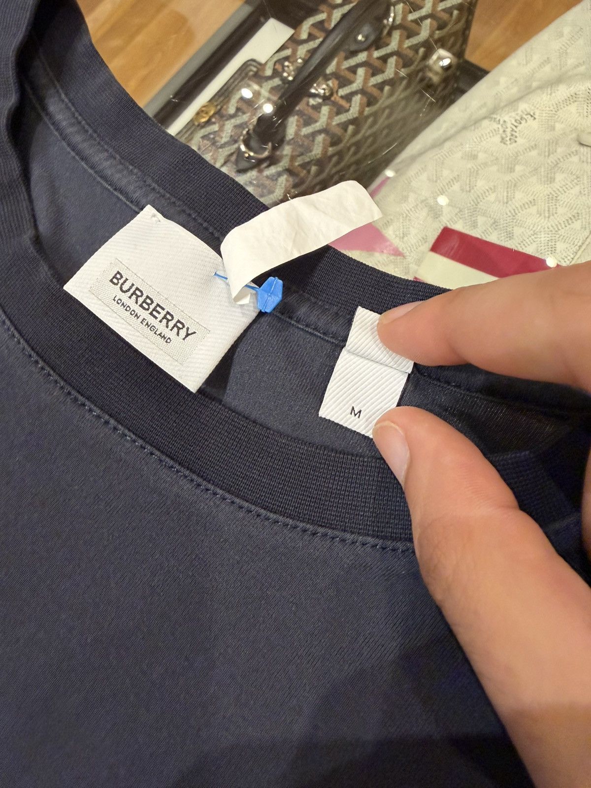 Burberry Burberry TB Graphic Logo Tee - Navy Size US M / EU 48-50 / 2 - 4 Thumbnail