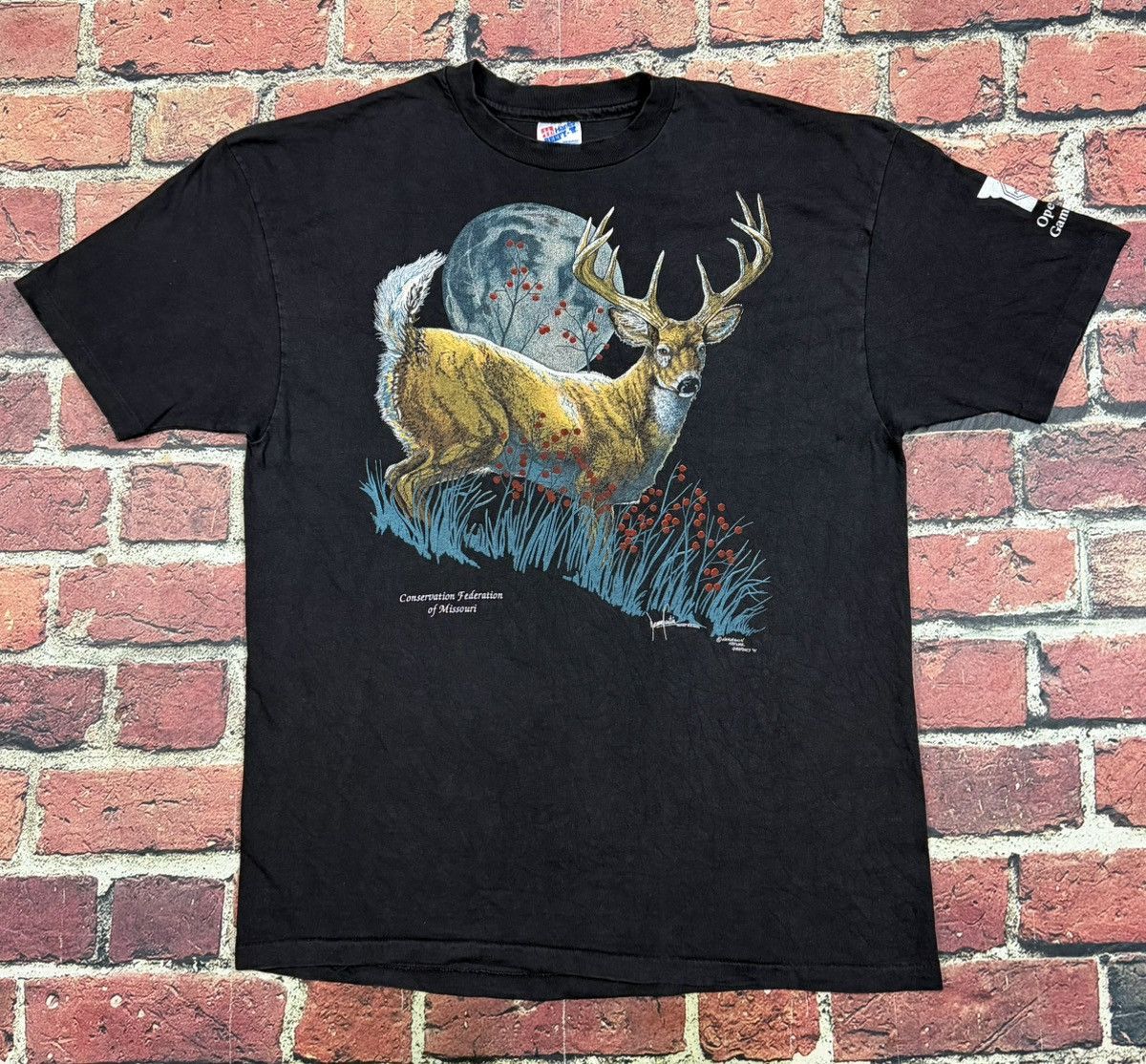 Hanes Vintage Buck DEER Single Stitch T-Shirt Game Thief Poachers Size US XL / EU 56 / 4 - 1 Thumbnail