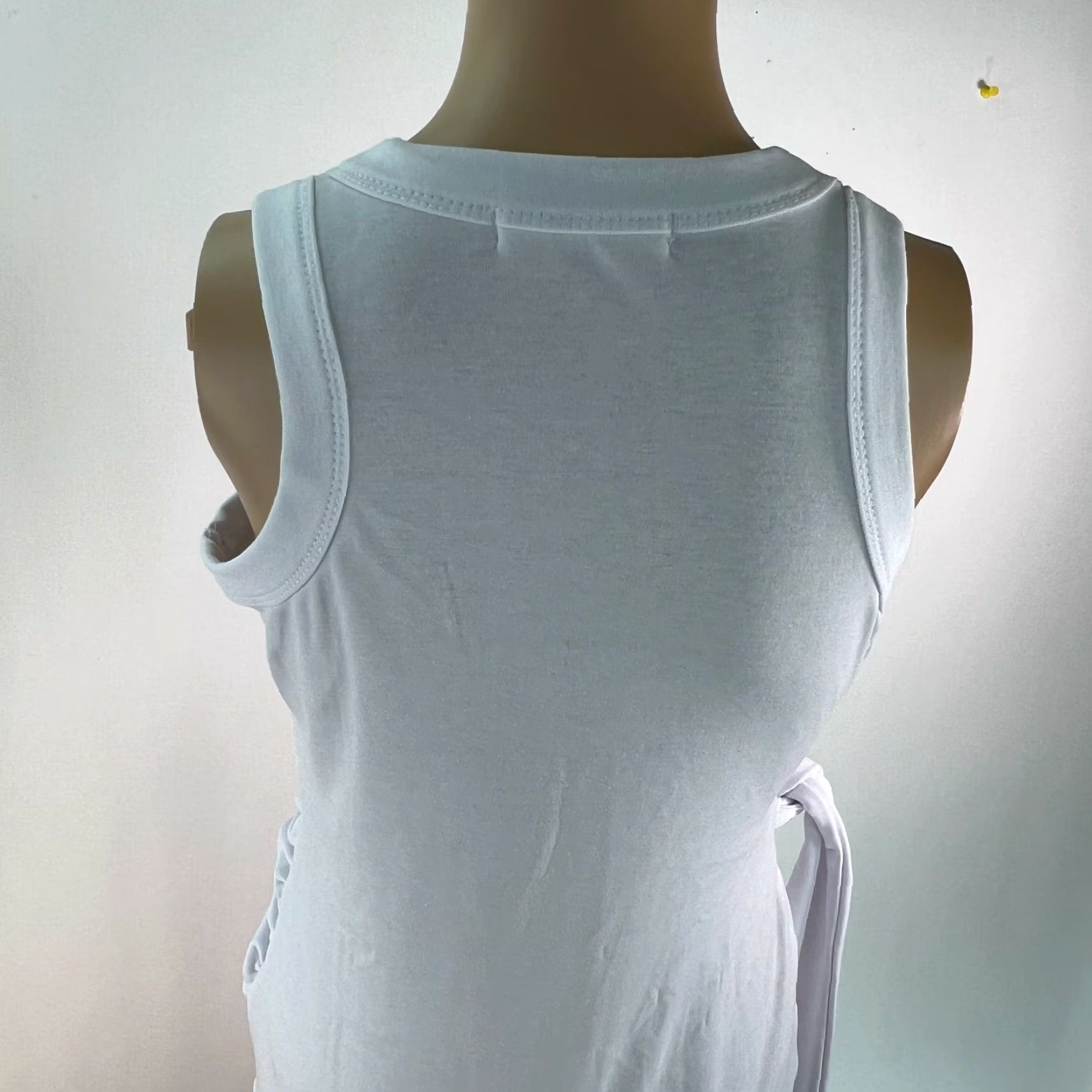 Vintage Liyo Hon White Bodycon Dress Sleeveless Tie Waist Crew Neck Women M Dress Size M / US 6-8 / IT 42-44 - 4 Thumbnail