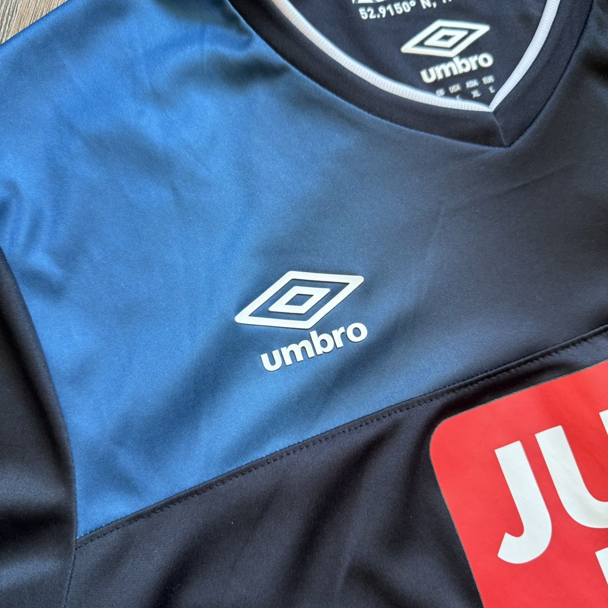 Umbro Umbro Derby County 2016/17 Away Soccer Jersey Size US L / EU 52-54 / 3 - 3 Thumbnail