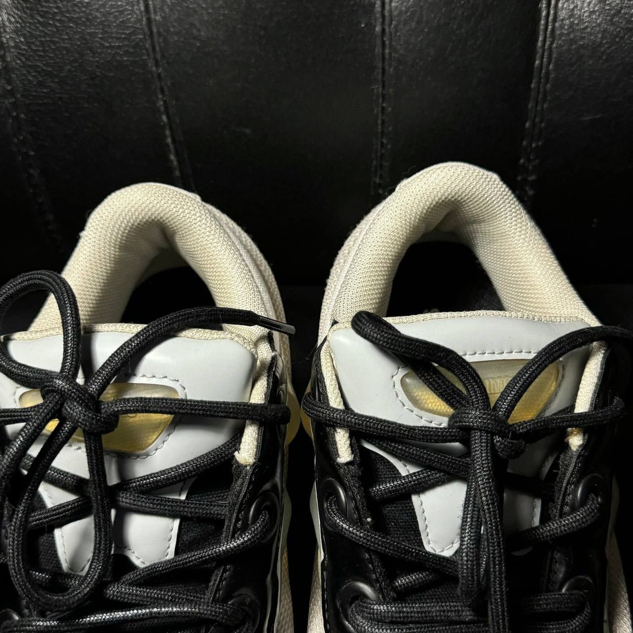 Adidas × Raf Simons 7us Adidas Raf Simons Ozweego Cream White Size US 7 / IT 37 - 8 Thumbnail
