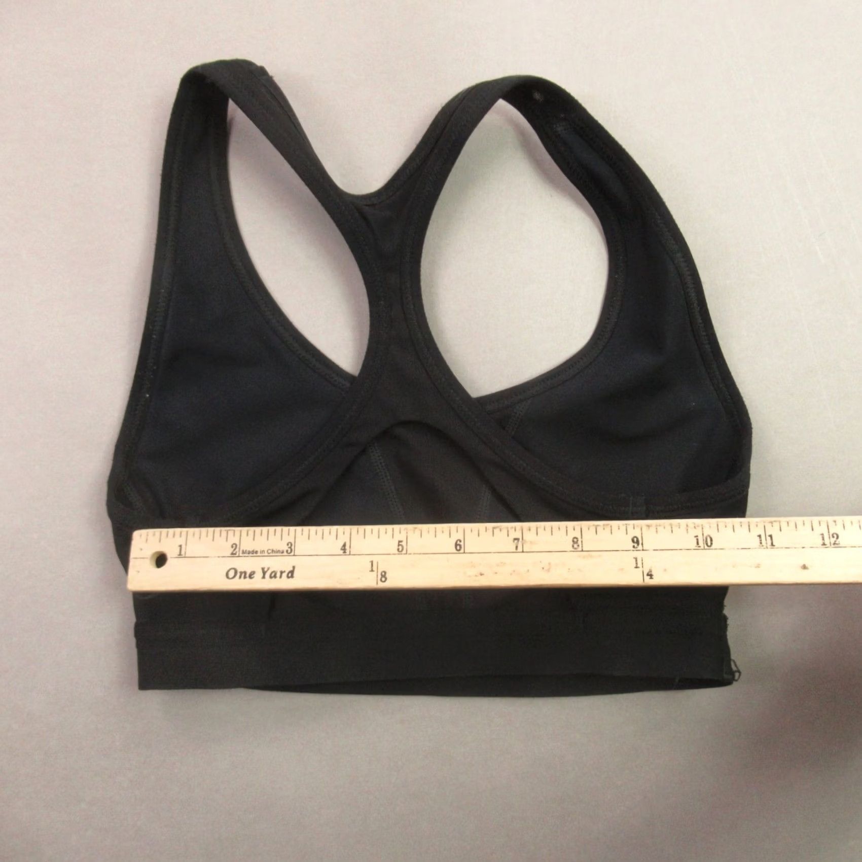 Oakley Oakley Bra Womens XS Workout Activewear Black Lightweight Support Sports Bra Womens XS Oakley Black Breathable Wireless Medium Support Size ONE SIZE - 5 Thumbnail