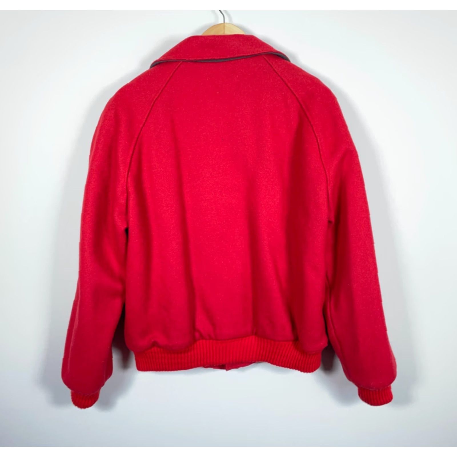 ASH VINTAGE DASH Wool Bomber Jacket Men’s 42 Large Red Zip Up Flannel Lining Canada Made Jacket Size US L / EU 52-54 / 3 - 2 Thumbnail