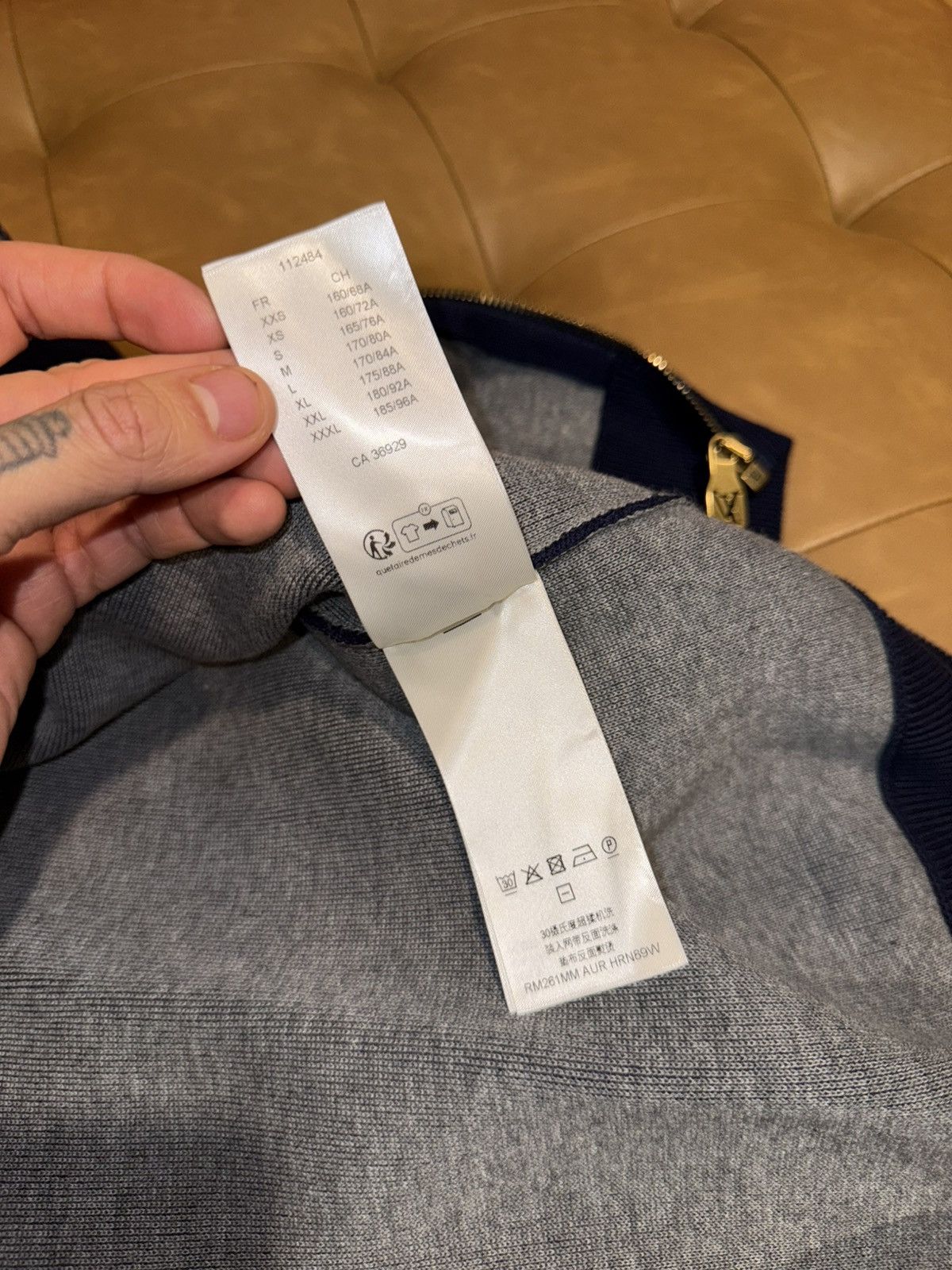 Louis Vuitton Louis vuitton logo zip up hoodie Size US M / EU 48-50 / 2 - 10 Thumbnail